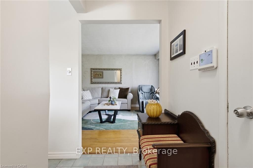 11 Summit Crescent, Guelph, ON N1H 1S2 photo 5