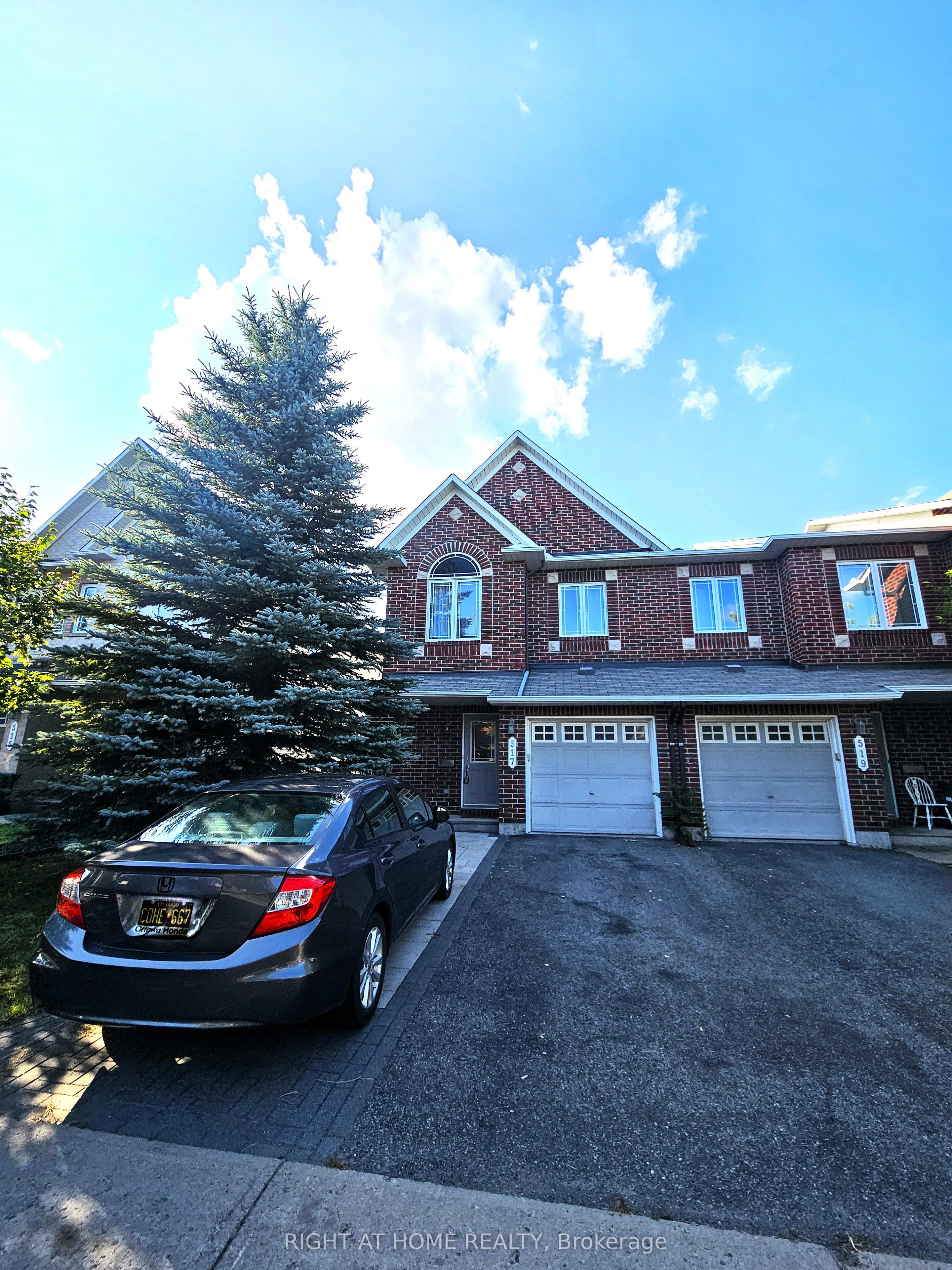 517 Temiskaming Crescent, Barrhaven, ON K2J 0V8