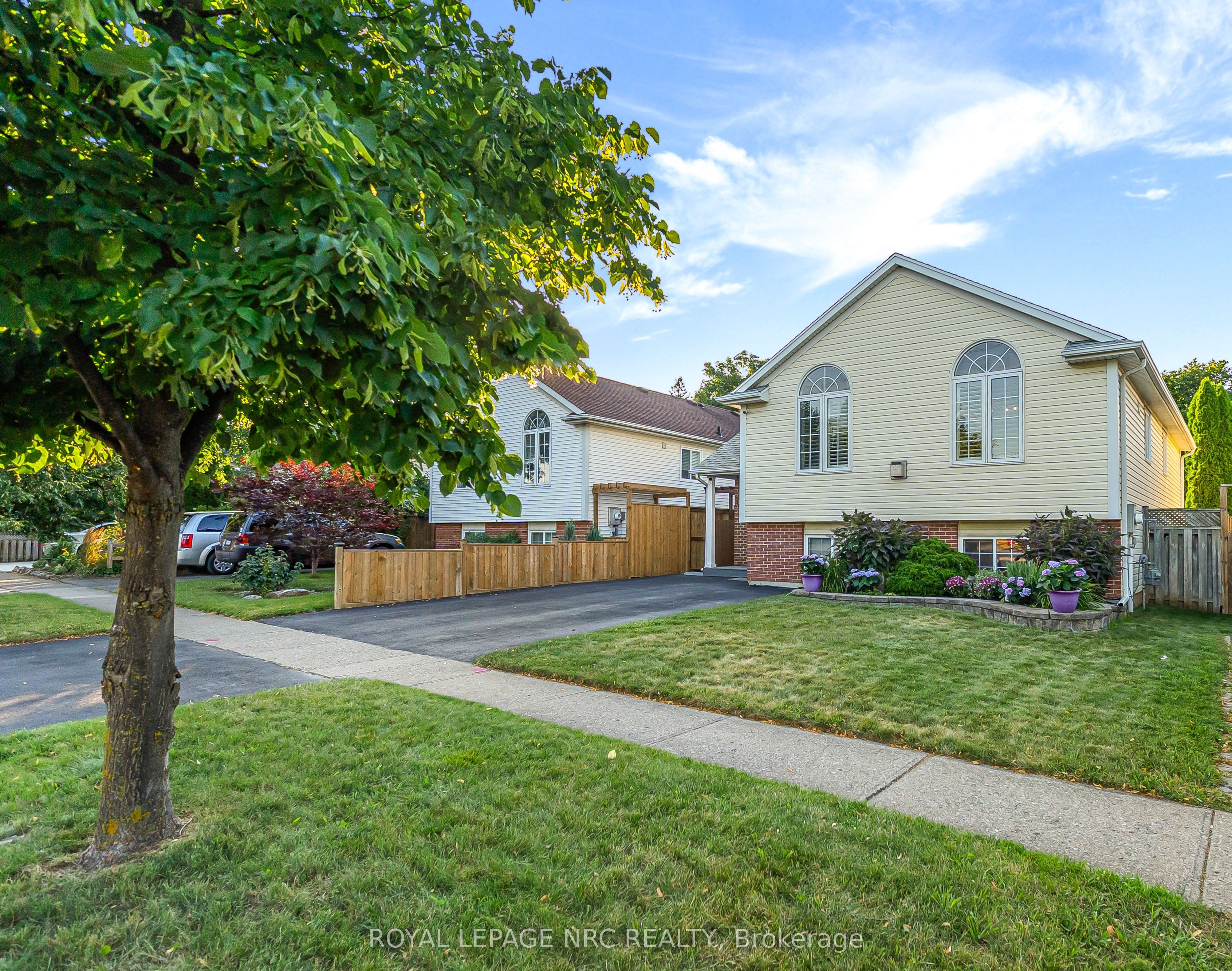 551 Scott Street, St. Catharines, ON L2M 6Y4 photo 3