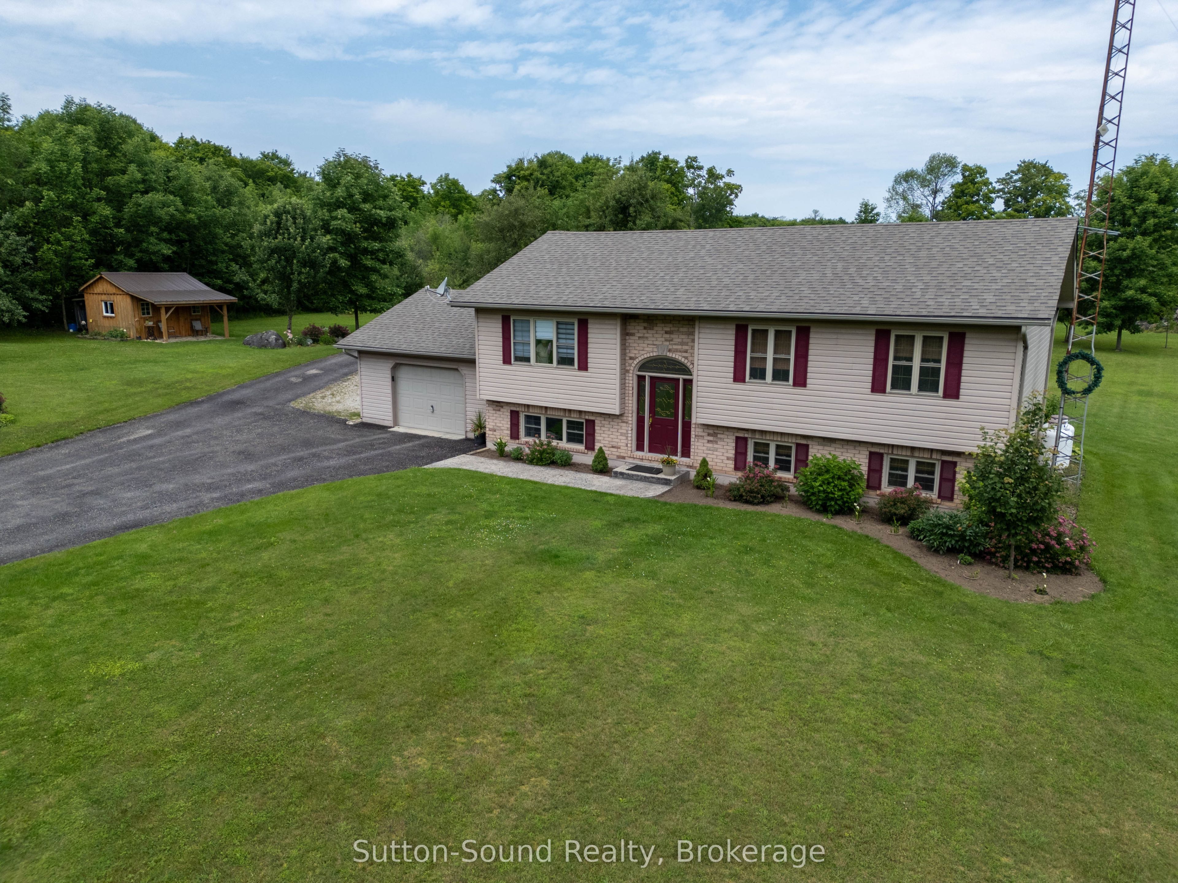 442513 21 Concession, Georgian Bluffs, ON N0H 2T0