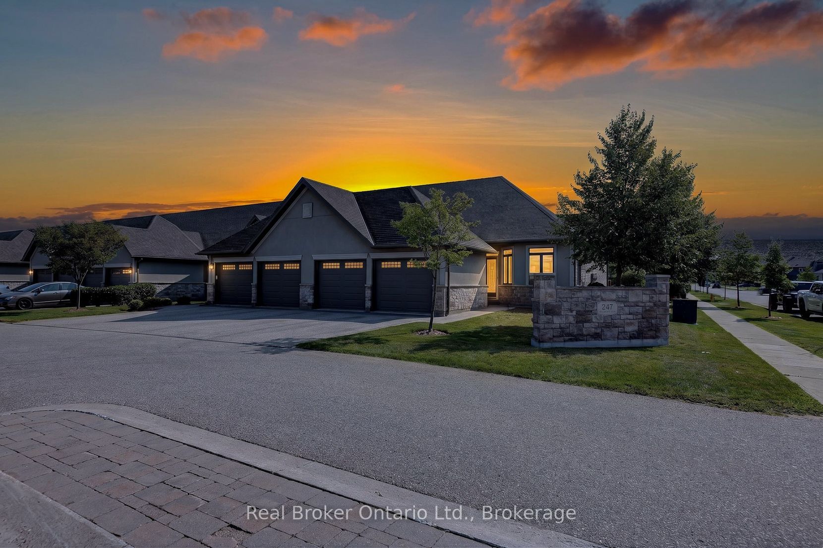 247 Munnoch Boulevard 24, Woodstock, ON N4T 0K2