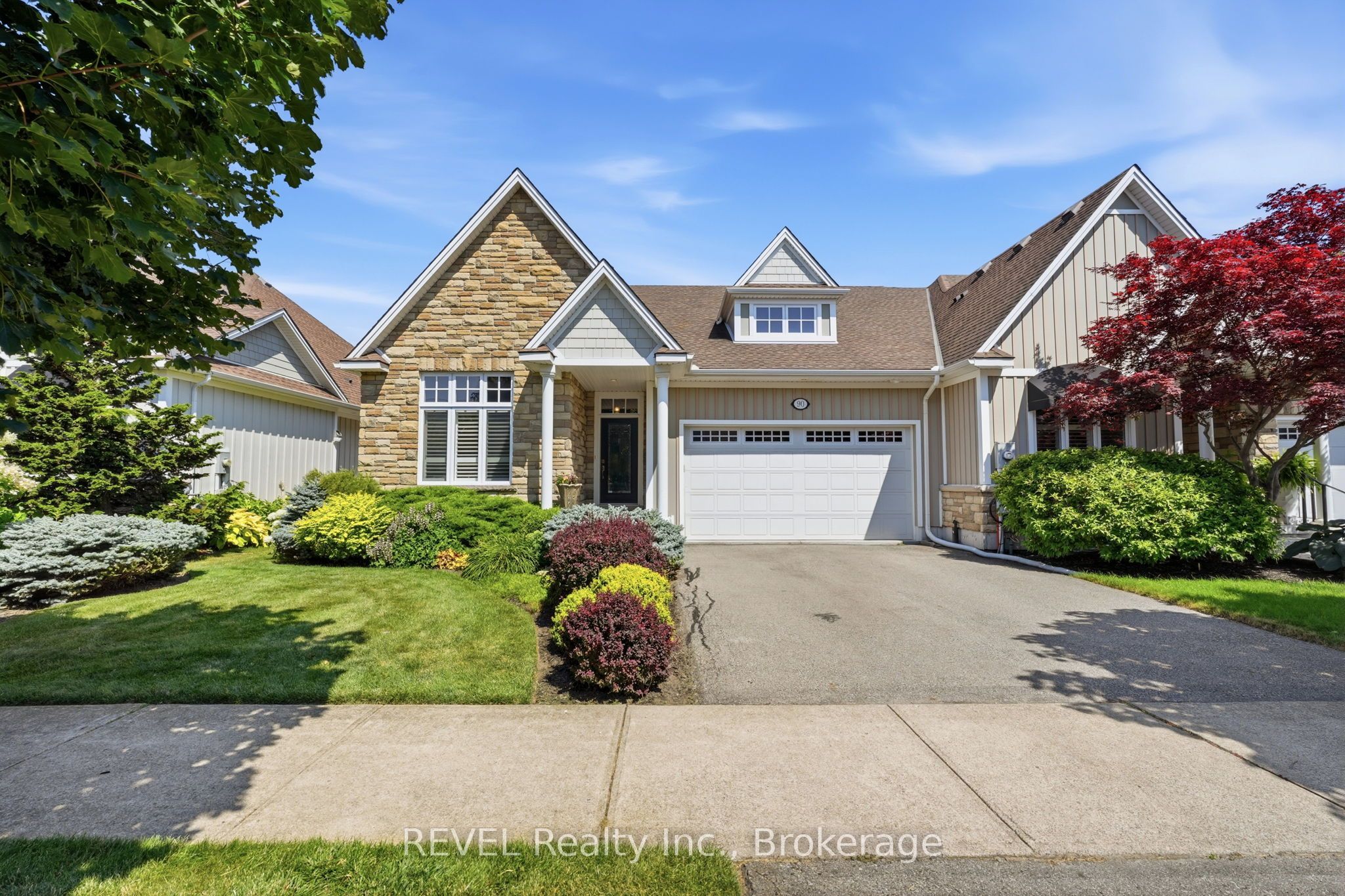 90 Sunrise Court, Fort Erie, ON L0S 1N0