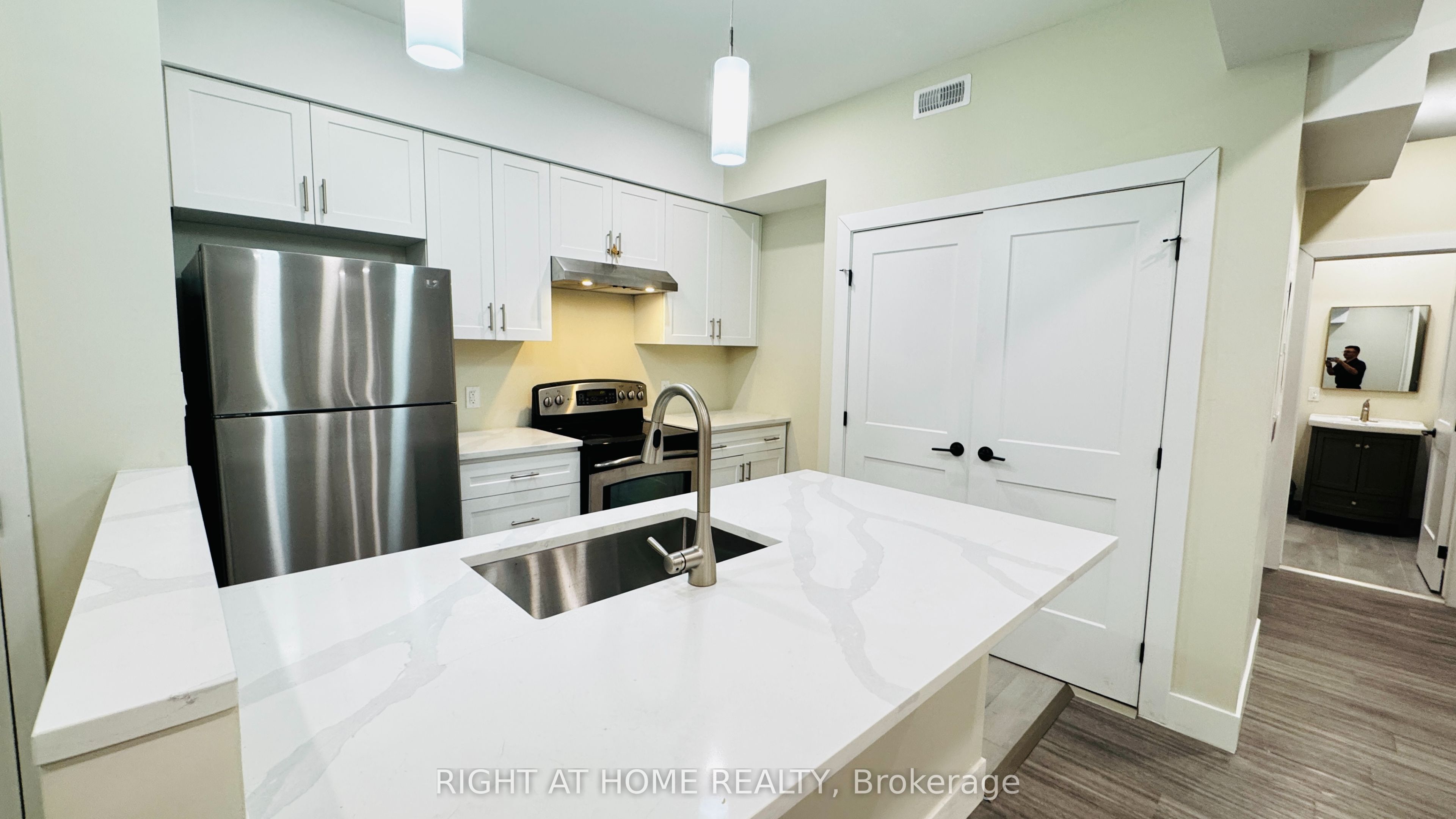 346 Ashland Avenue Back Unit, London East, ON N5W 4E8