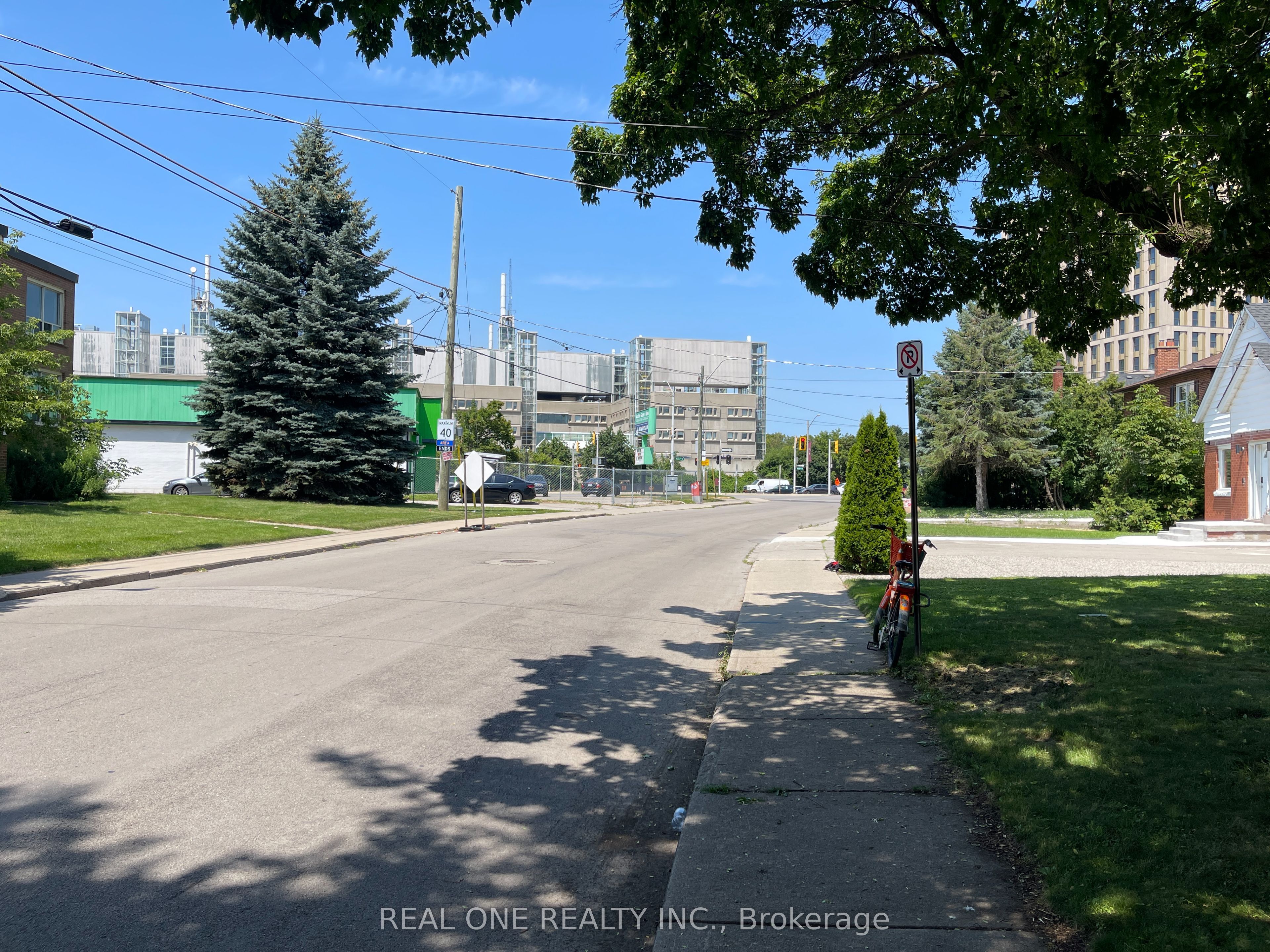 35 Bowman (B) Street, Hamilton, ON L8S 2T4 photo 3