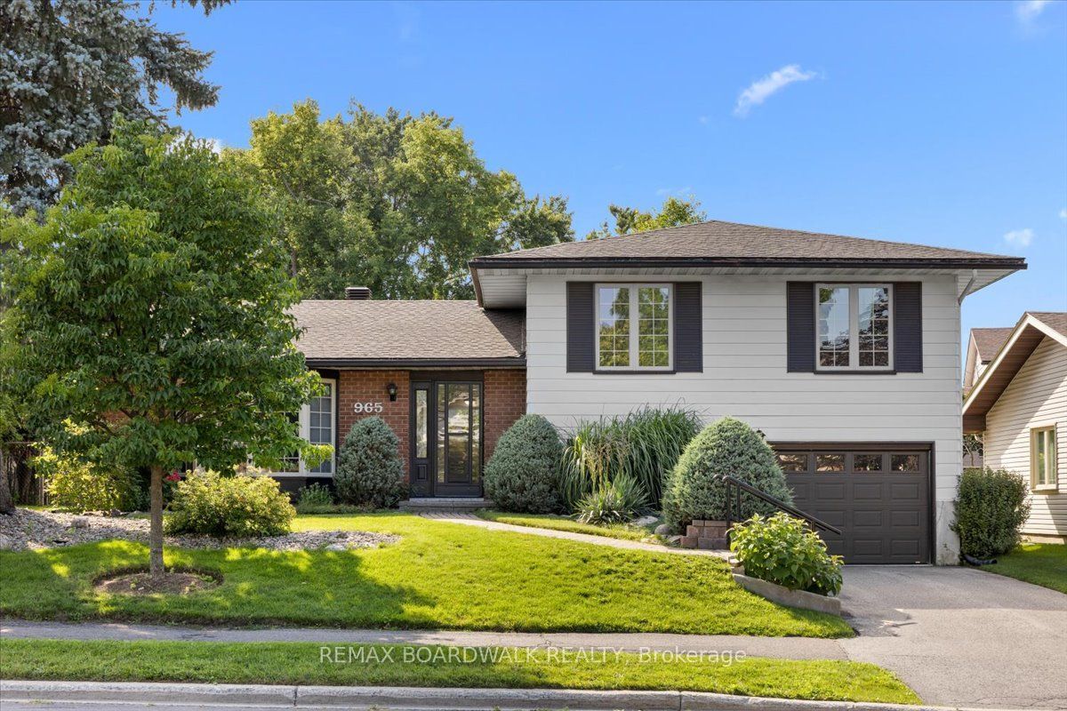 965 Cahill Drive W, Hunt Club - Windsor Park Village and Area, ON K1V 9H9 photo 2