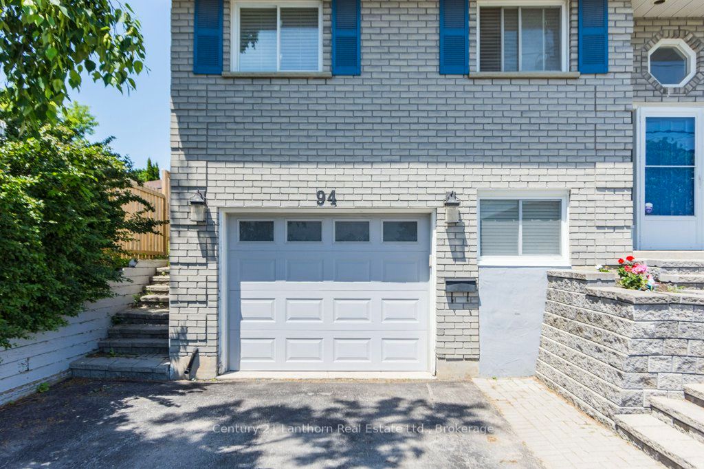 94 NORTH MURRAY Street, Quinte West, ON K8V 2E7 photo 3