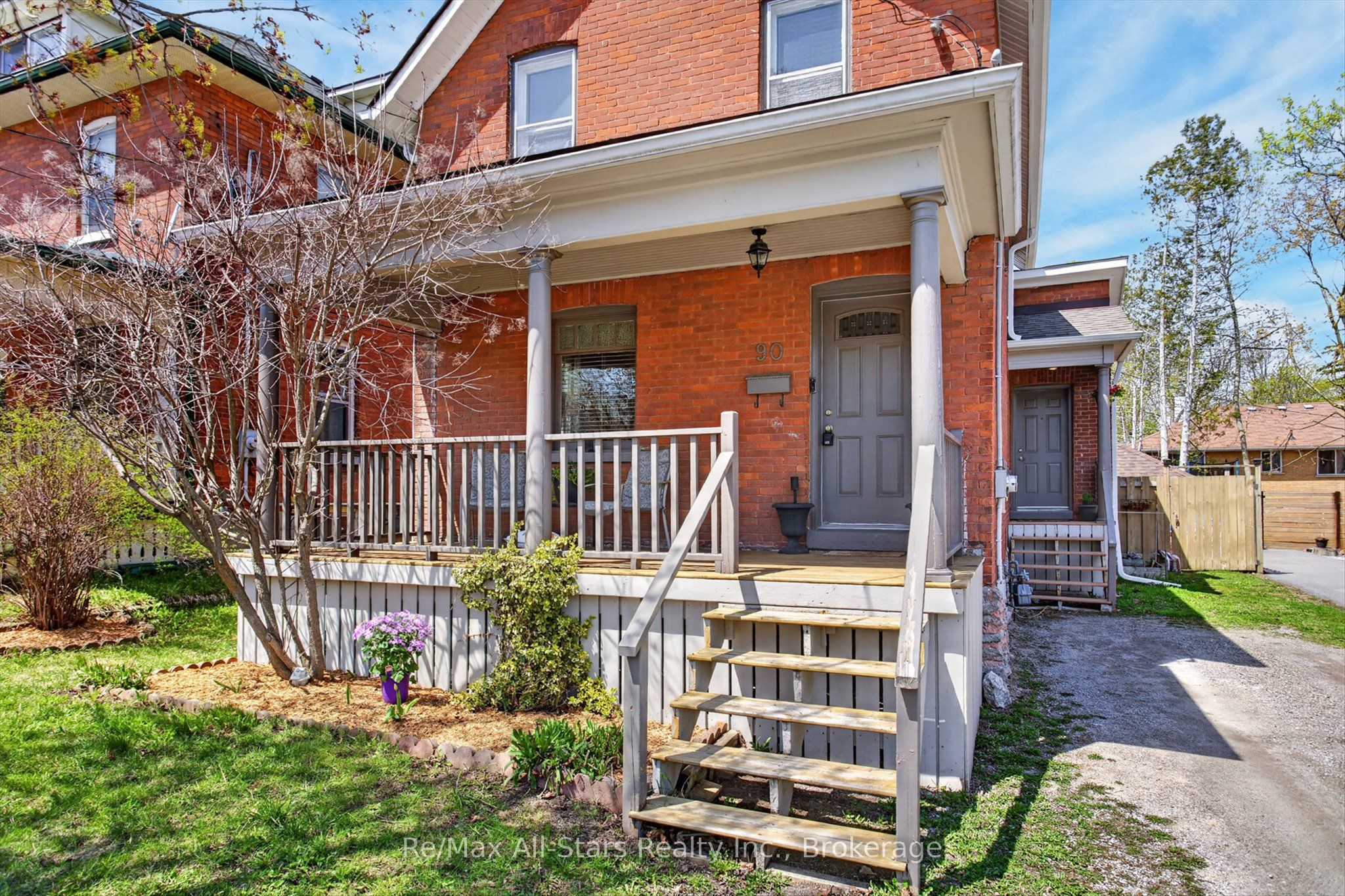 90 Glenelg Street W, Kawartha Lakes, ON K9V 2V9 photo 3