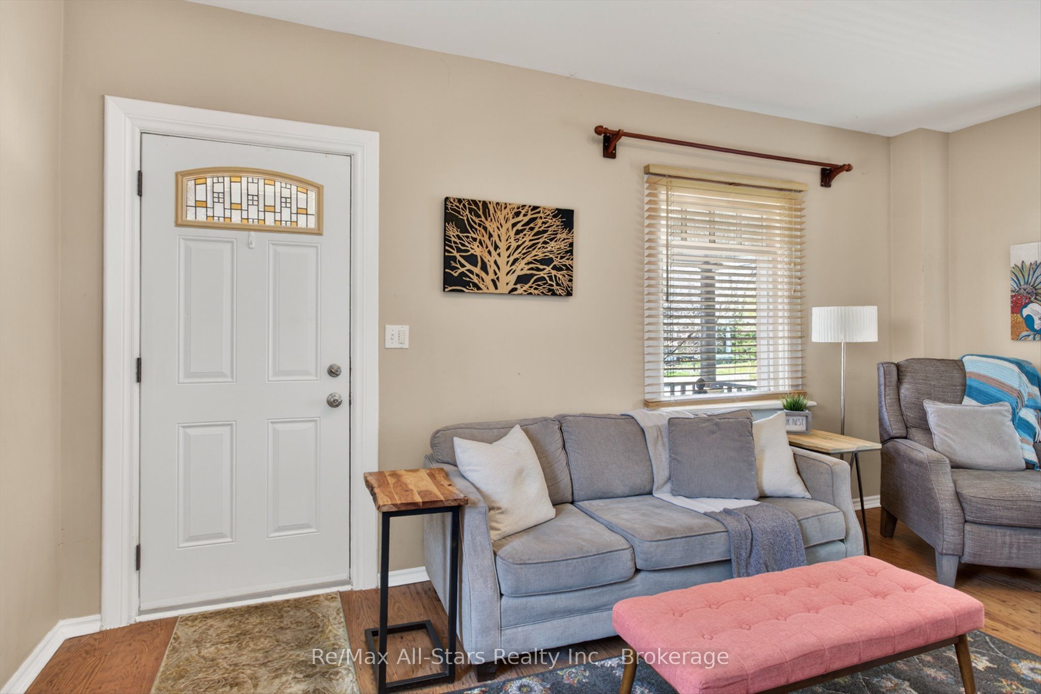 90 Glenelg Street W, Kawartha Lakes, ON K9V 2V9 photo 4