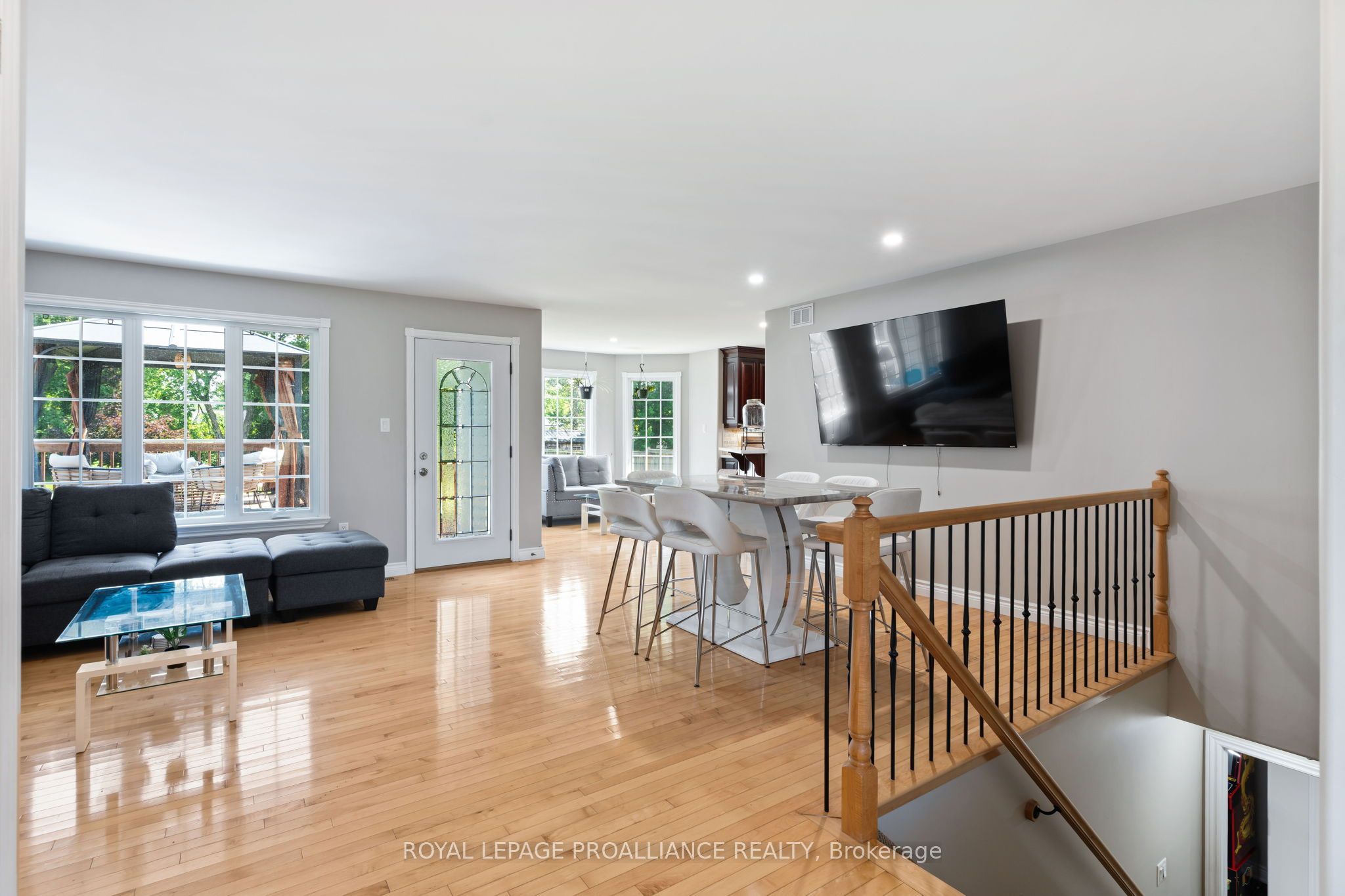 7 Albert Street, Edwardsburgh/Cardinal, ON K0E 1T1 photo 4