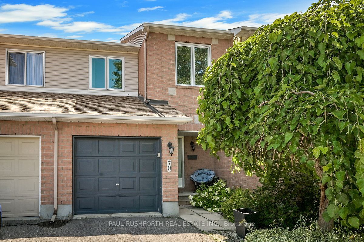 70 Sheppard's Glen Avenue, Kanata, ON K2M 2M9