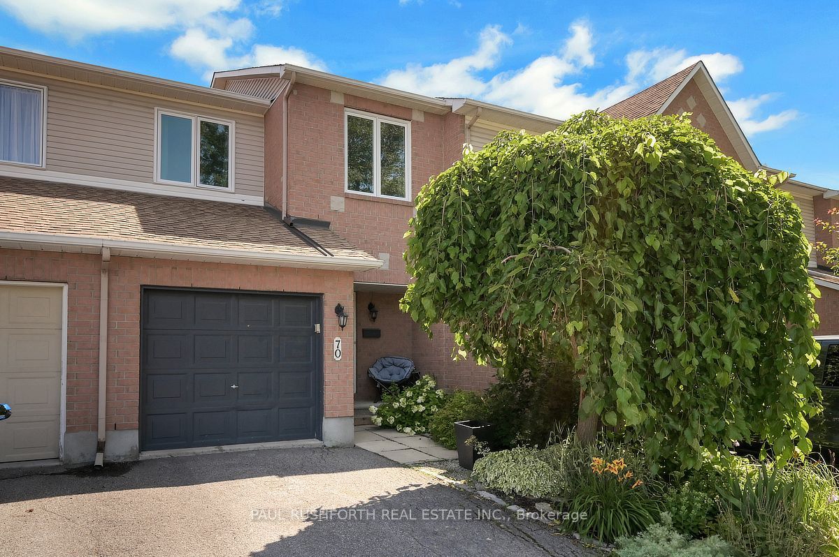70 Sheppard's Glen Avenue, Kanata, ON K2M 2M9 photo 2