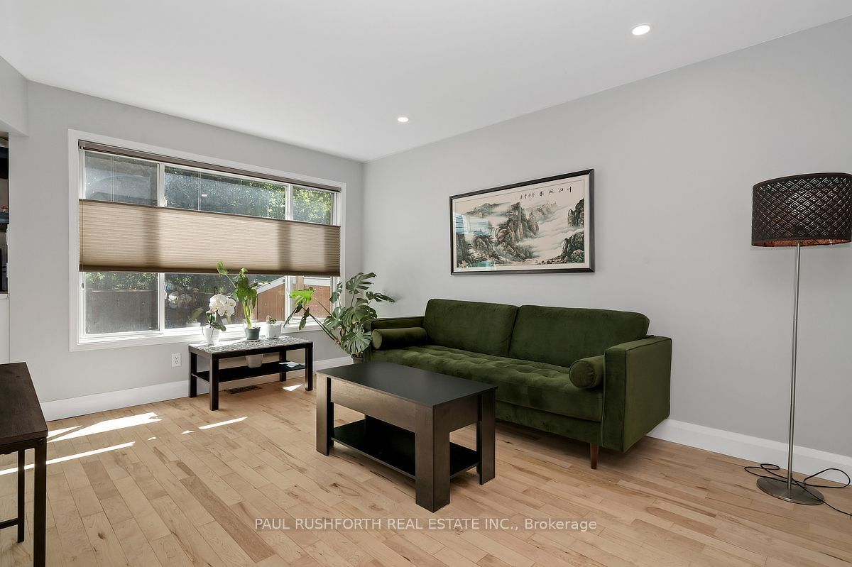 70 Sheppard's Glen Avenue, Kanata, ON K2M 2M9 photo 5