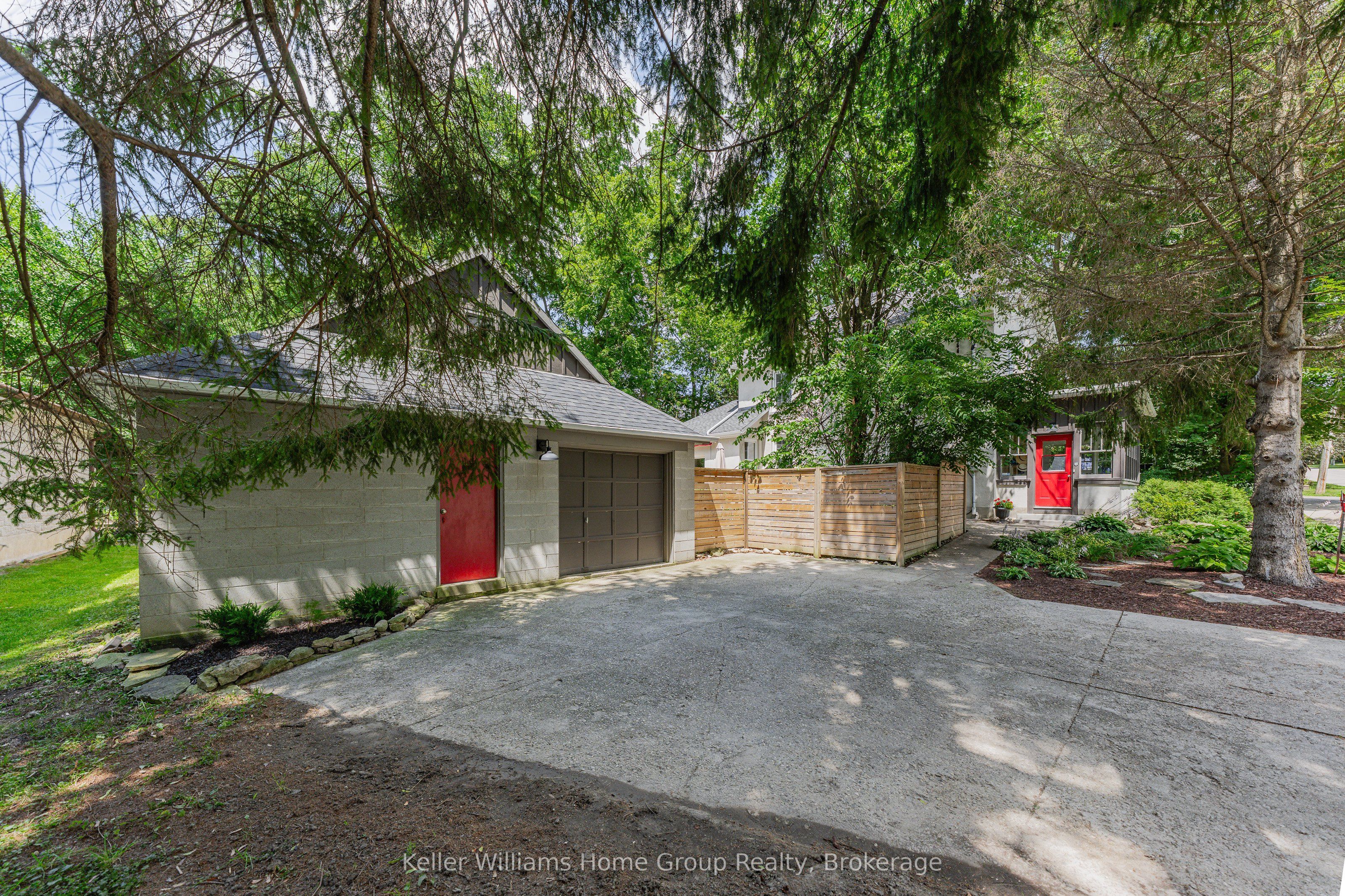 22 Sophia Street, Centre Wellington, ON N0B 1S0 photo 4
