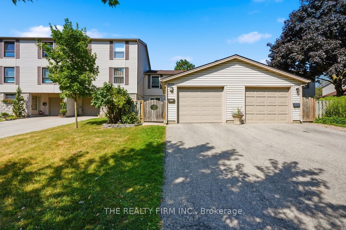 905 Dalhousie Drive, London South, ON N6K 1M8