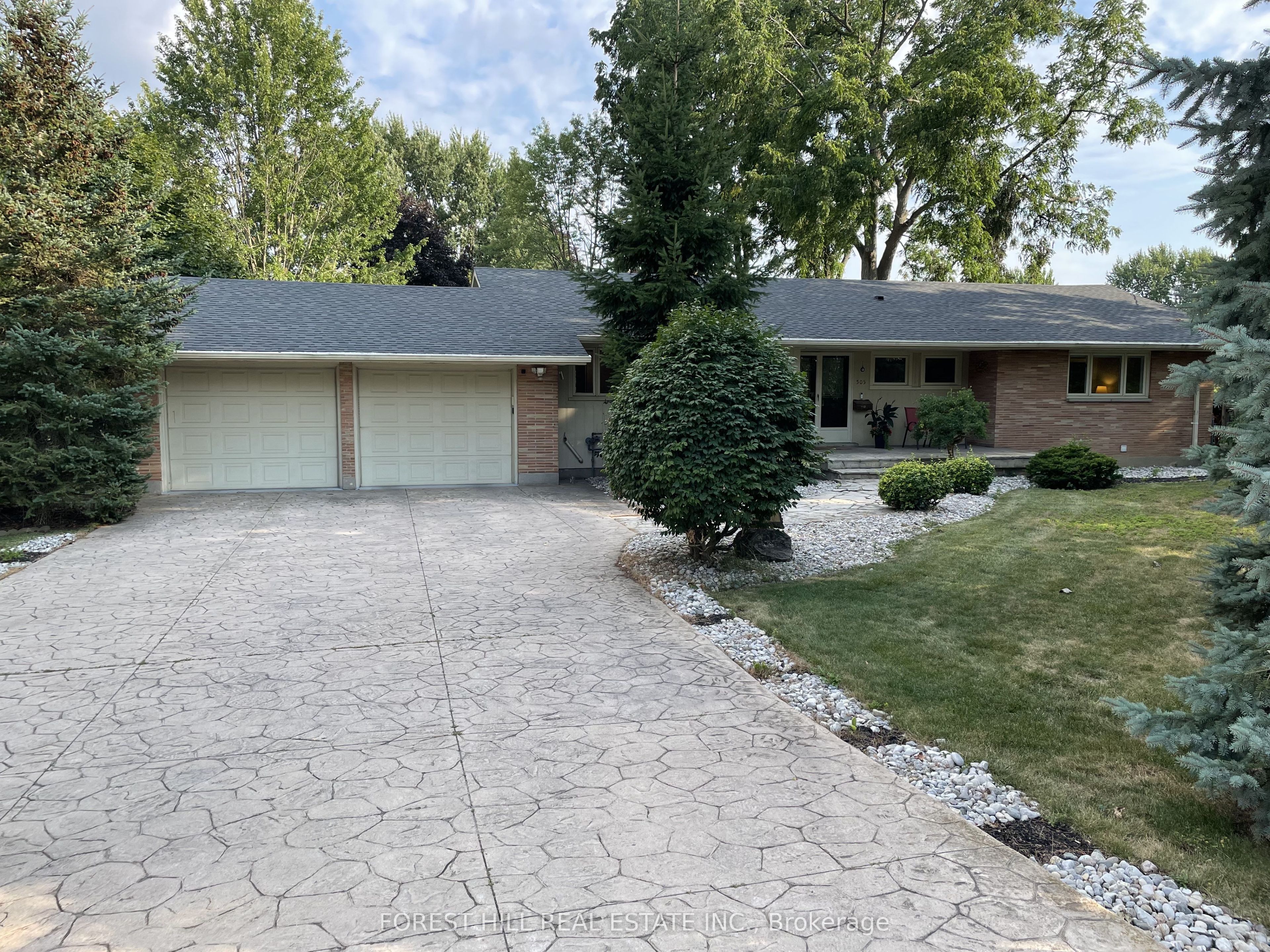 505 Fanshawe Park Road E, London North, ON N5X 1K7 photo 2