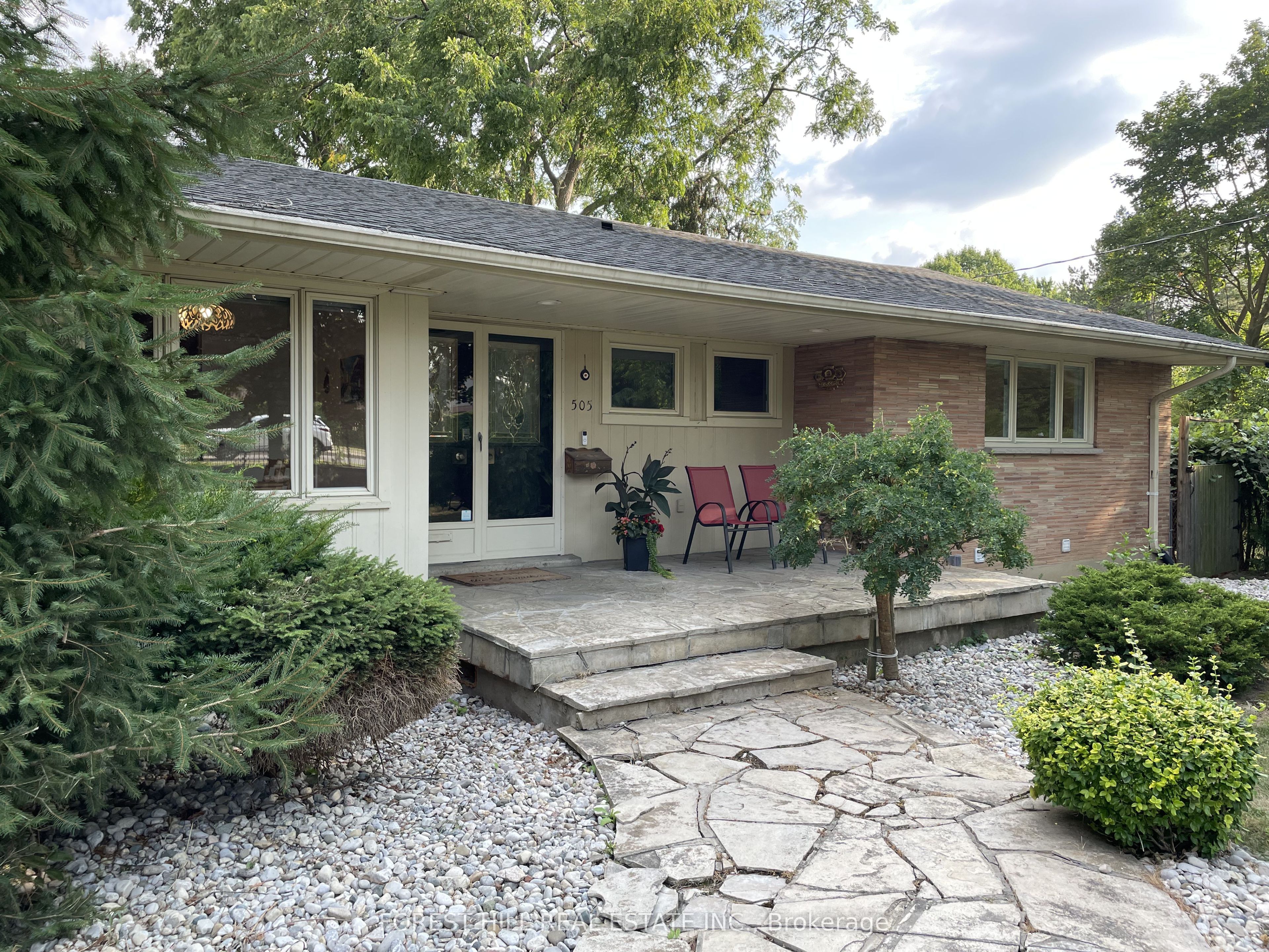 505 Fanshawe Park Road E, London North, ON N5X 1K7 photo 3