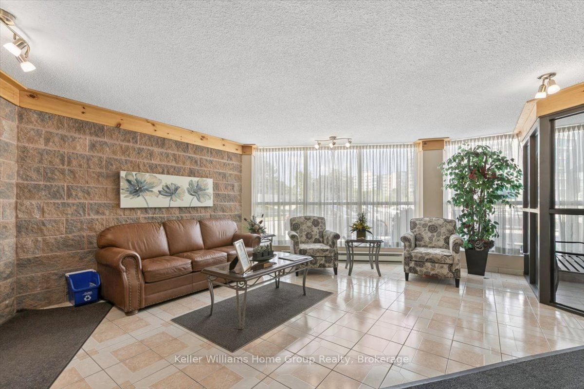 24 Marilyn Drive 902, Guelph, ON N1H 8E9 photo 4
