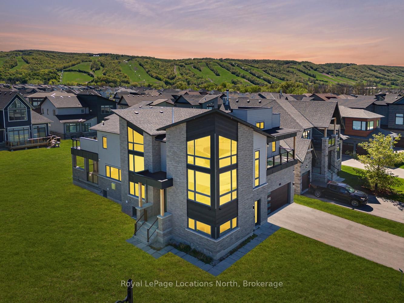 117 Cattail Crescent, Blue Mountains, ON L9Y 5L3
