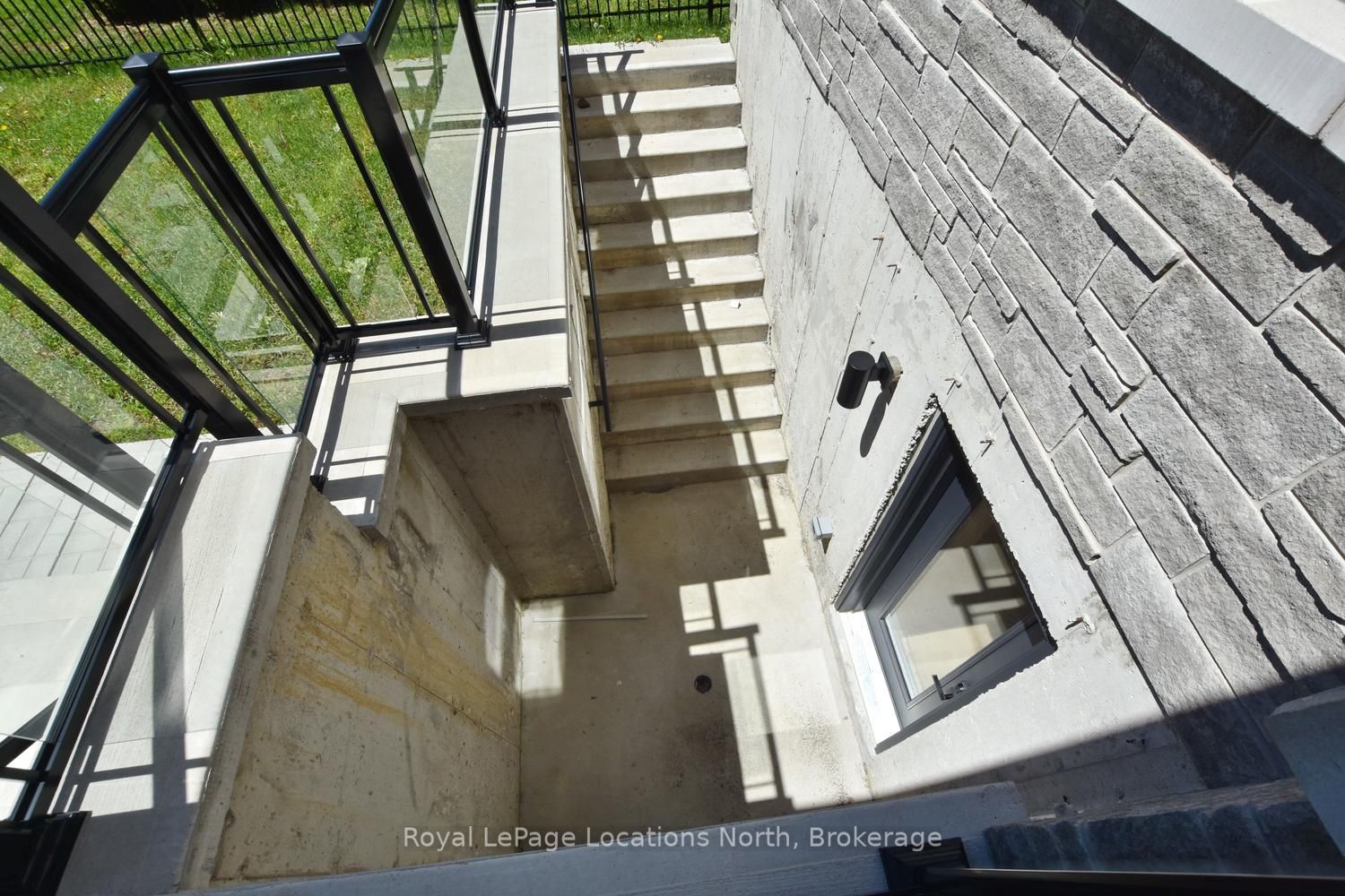 117 Cattail Crescent, Blue Mountains, ON L9Y 5L3 photo 5