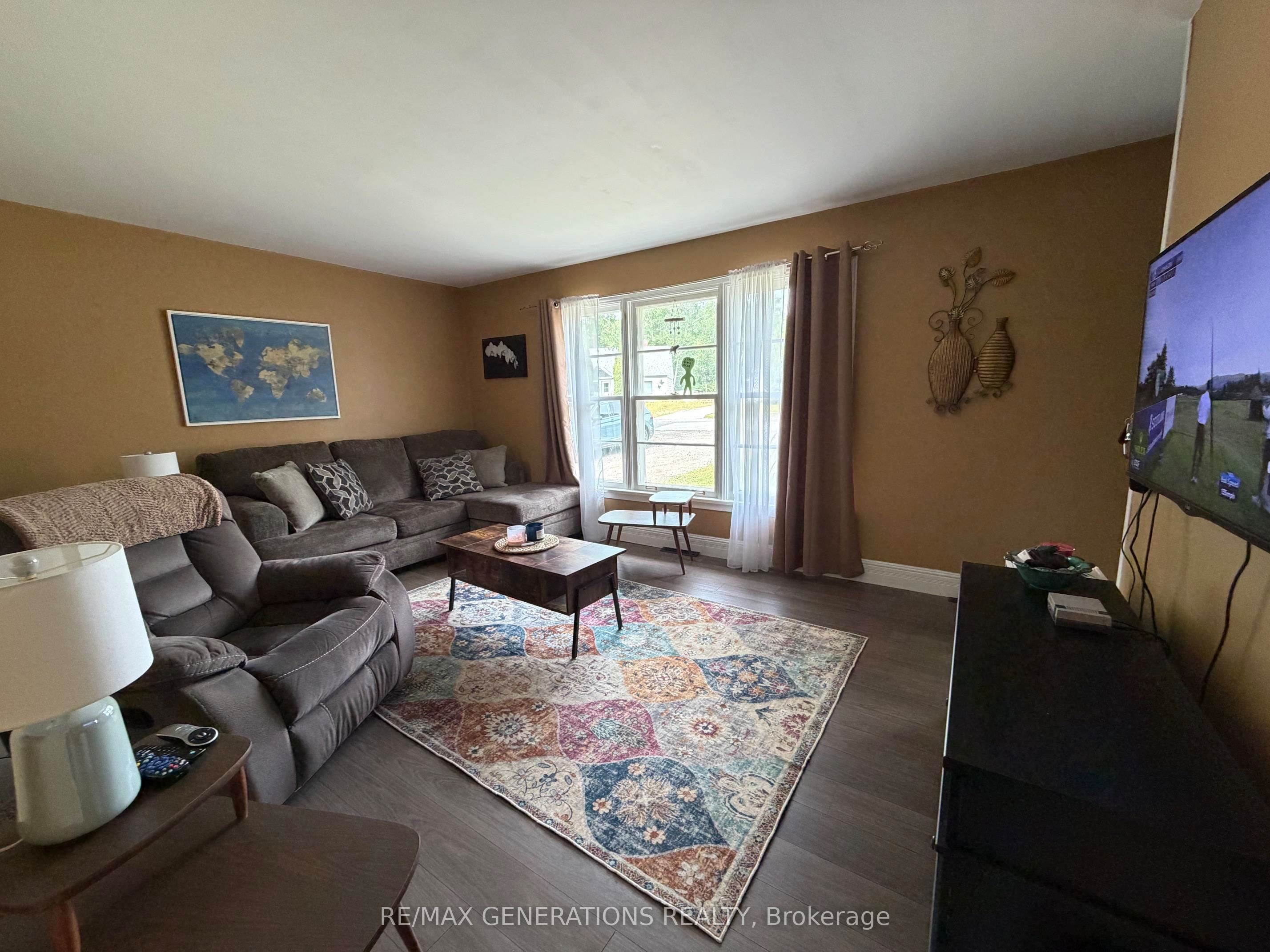 15 PRINCESS Avenue, Terrace Bay, ON P0T 2W0 photo 5