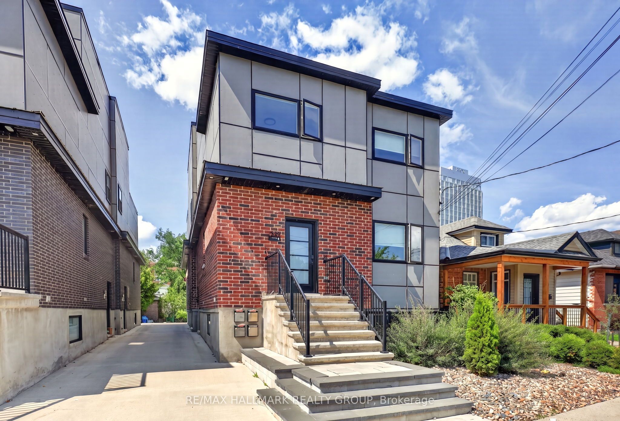 359 WHITBY Avenue A1, Carlingwood - Westboro and Area, ON K2A 0B3