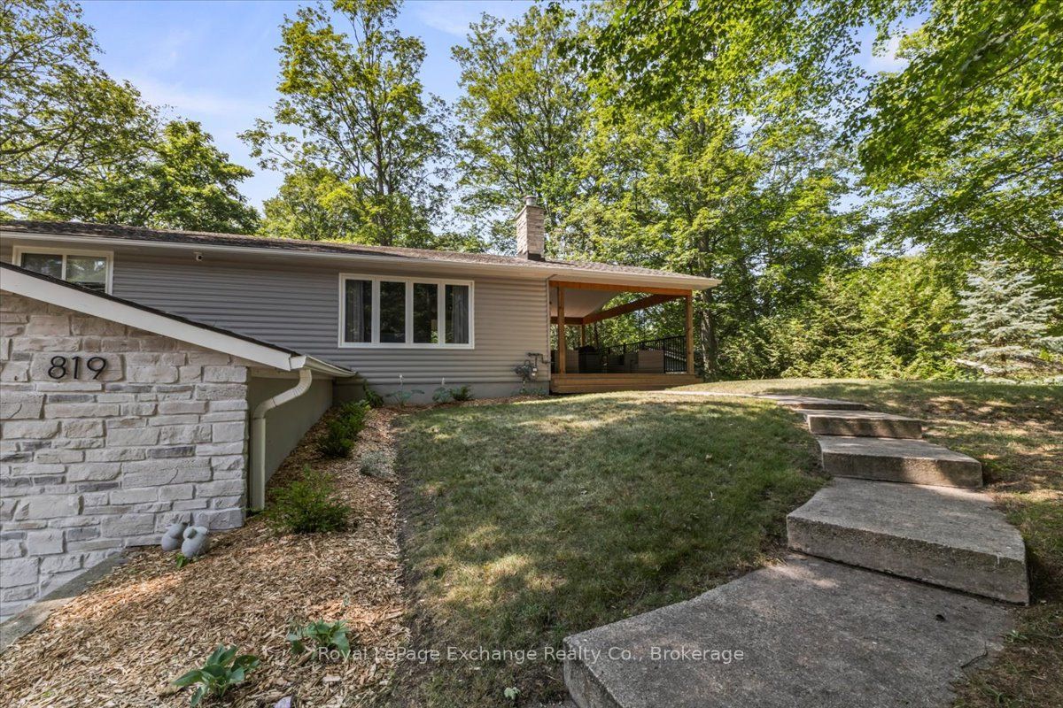 819 Wilson Avenue, Huron-Kinloss, ON N2Z 2X3