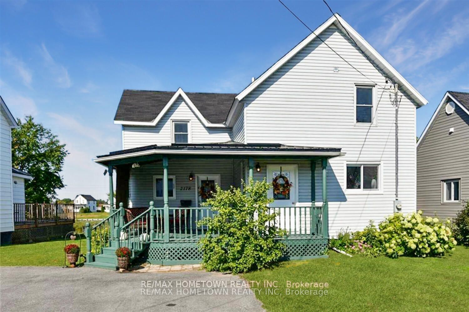 2178 Dundas Street E, Edwardsburgh/Cardinal, ON K0E 1E0 photo 2