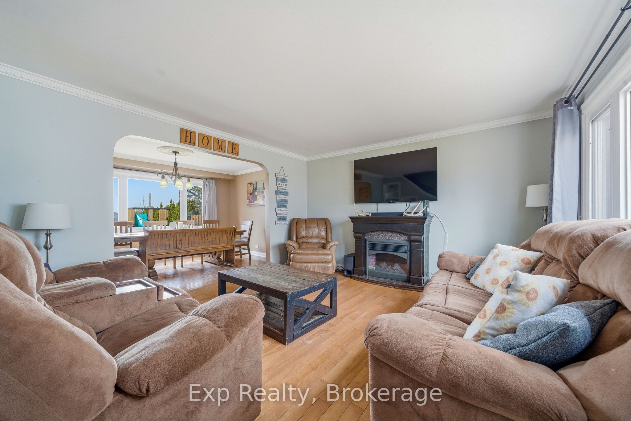 10 Valleyview Crescent, Belleville, ON K8P 3G1 photo 5