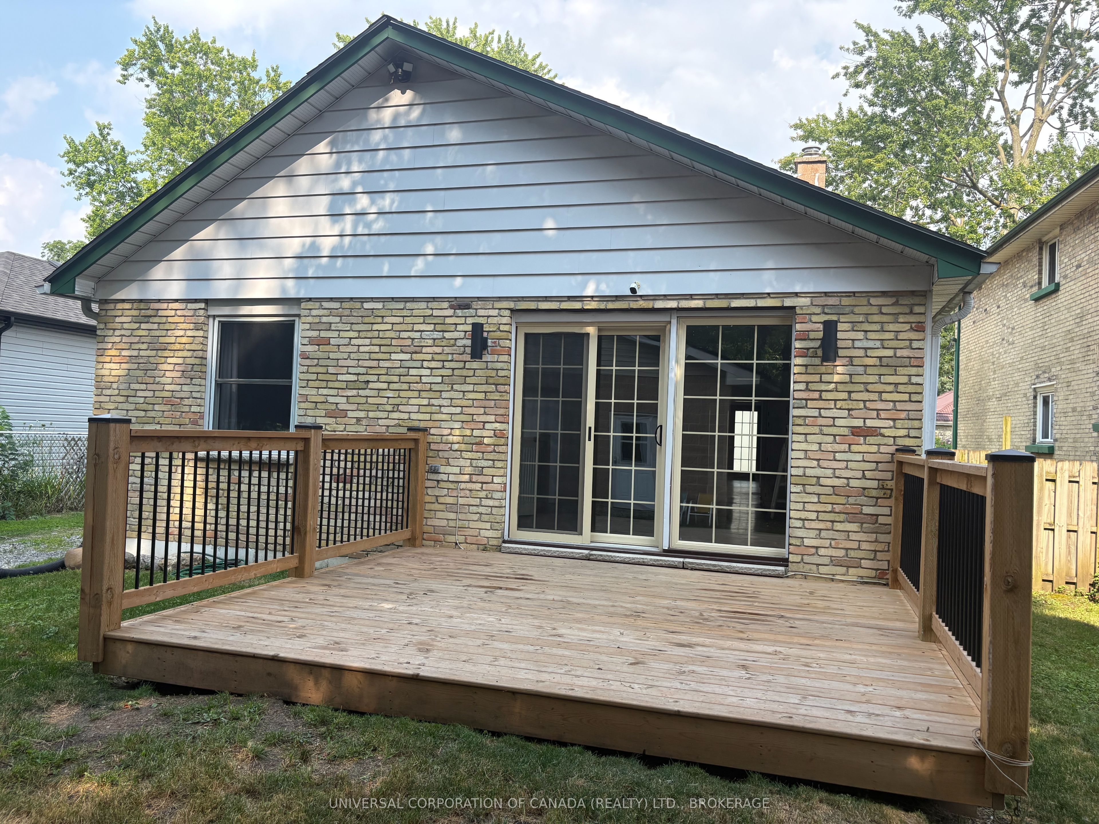 97 Chesley Avenue, London East, ON N5Z 2C3 photo 3