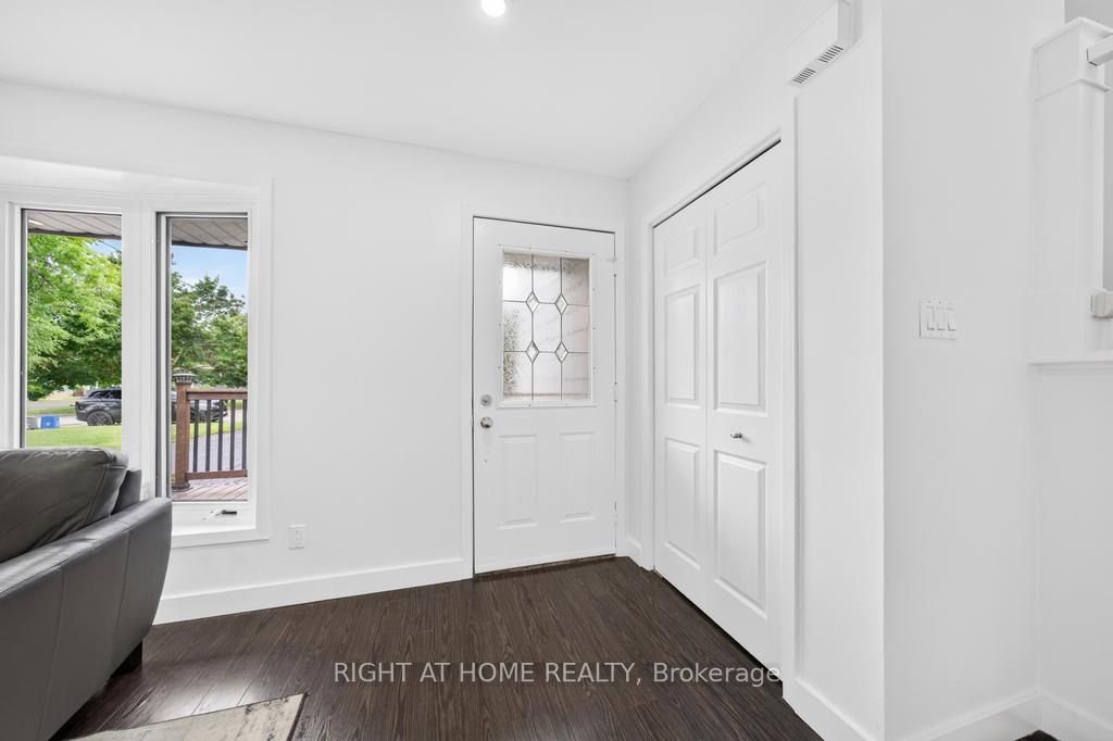 8 Acadia Crescent, St. Catharines, ON L2P 1H8 photo 4
