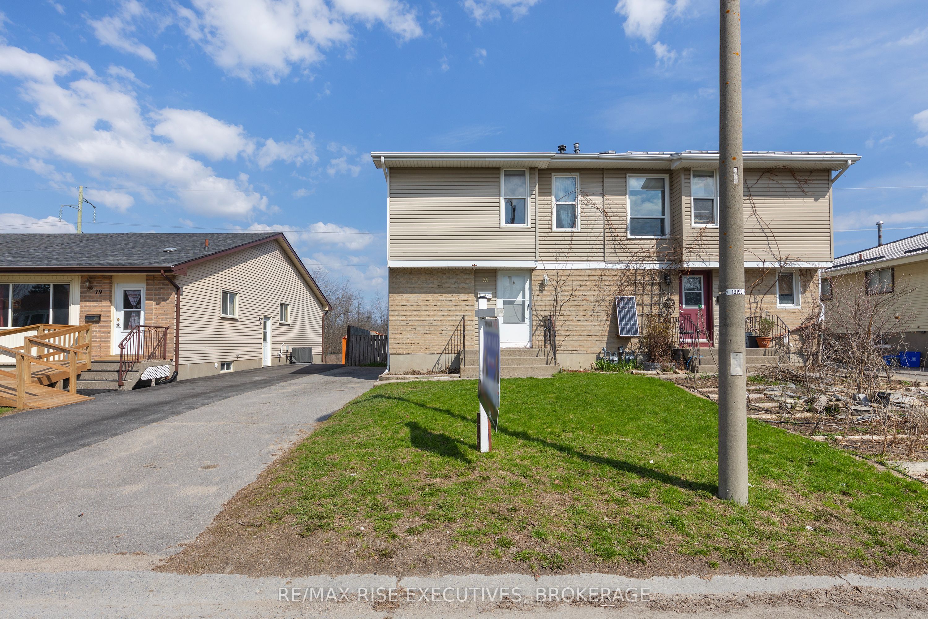 75 Wycliffe Crescent, Kingston, ON K7K 5Z2 photo 3