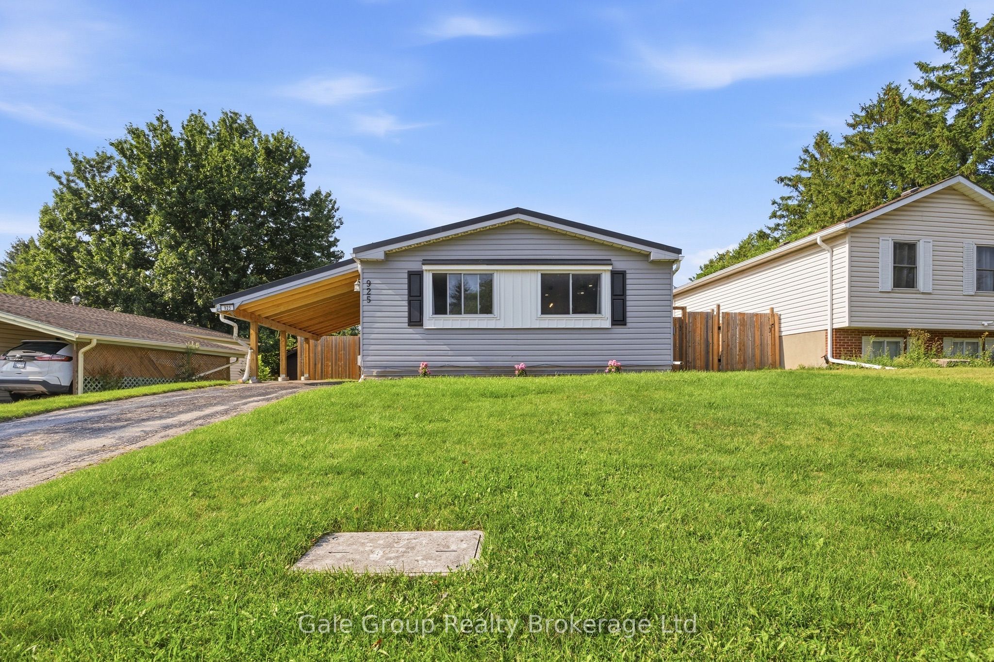 925 Sunset Boulevard, Woodstock, ON N4S 4A5 photo 2