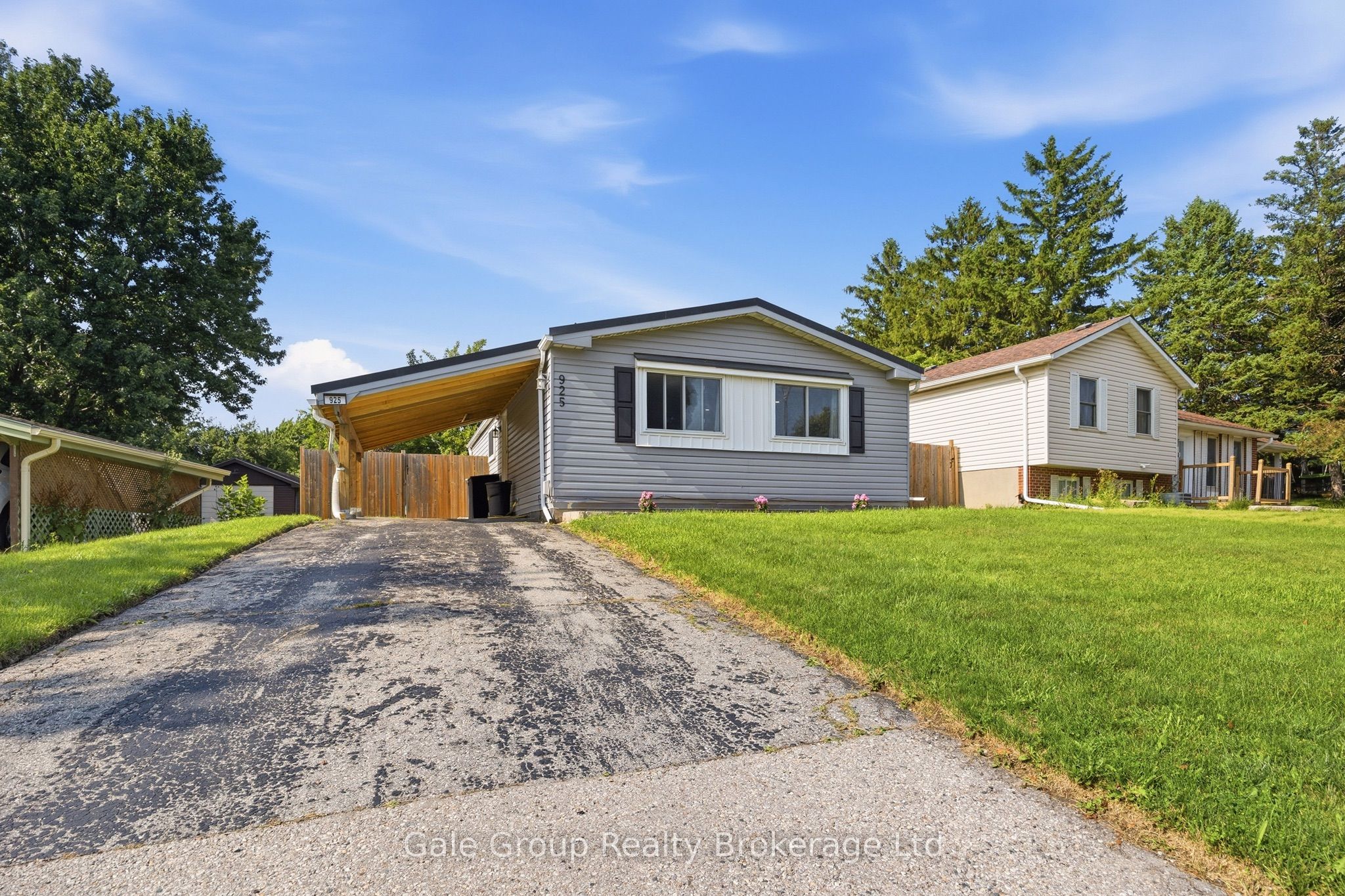 925 Sunset Boulevard, Woodstock, ON N4S 4A5 photo 3