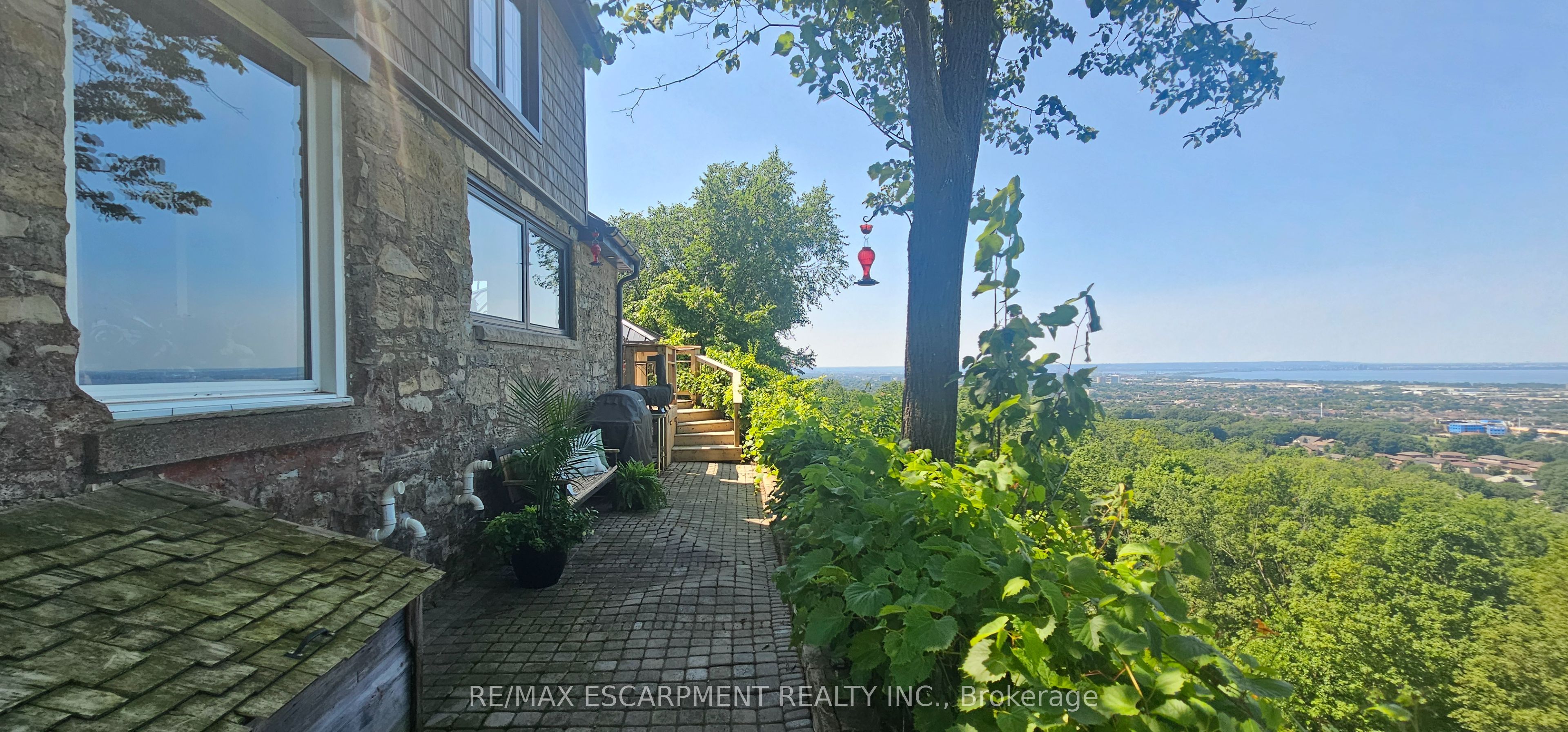 665 RIDGE Road, Hamilton, ON L8J 2Y2 photo 5