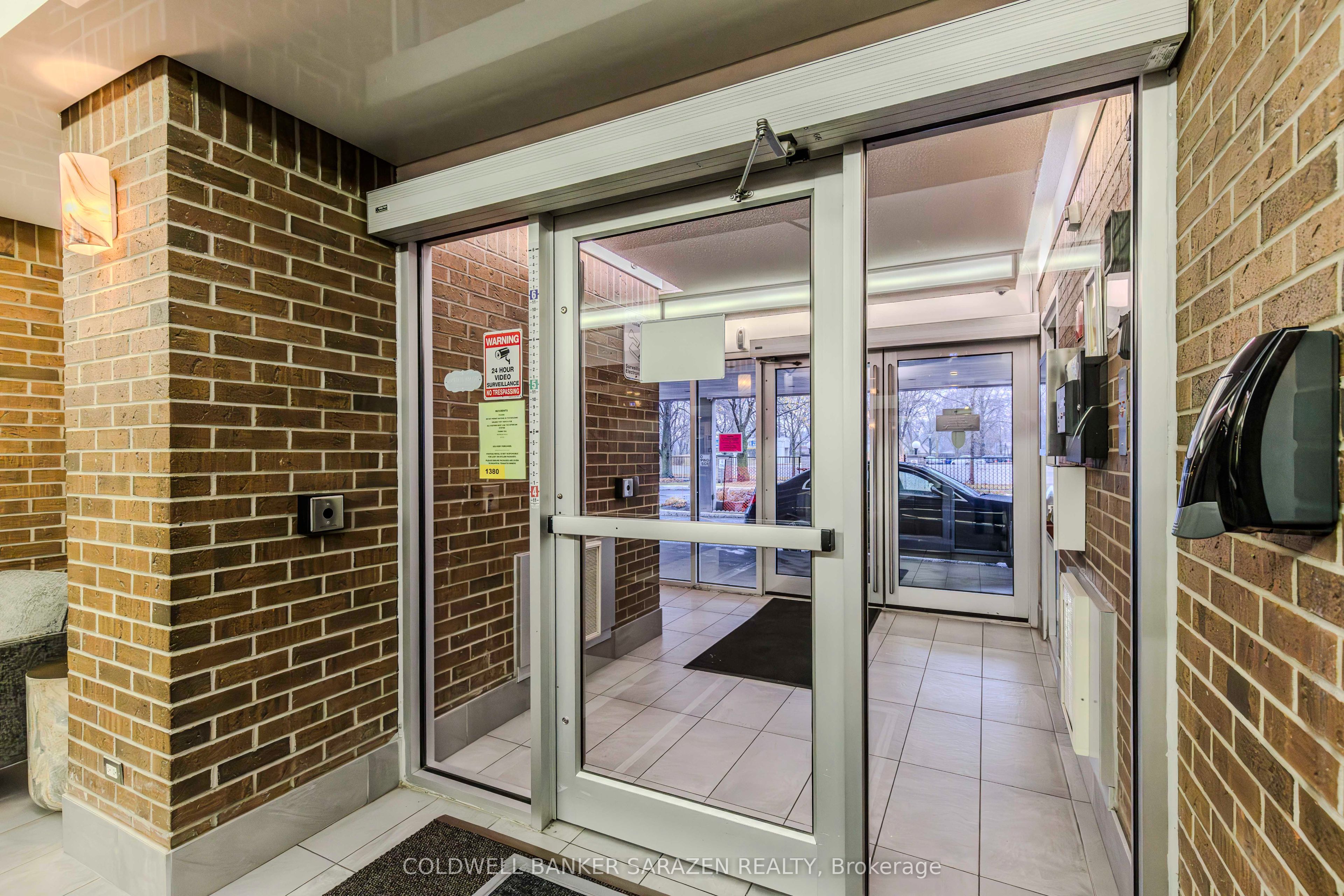 1380 Prince Of Wales Drive 1401, Mooneys Bay - Carleton Heights and Area, ON K2C 3N5 photo 4
