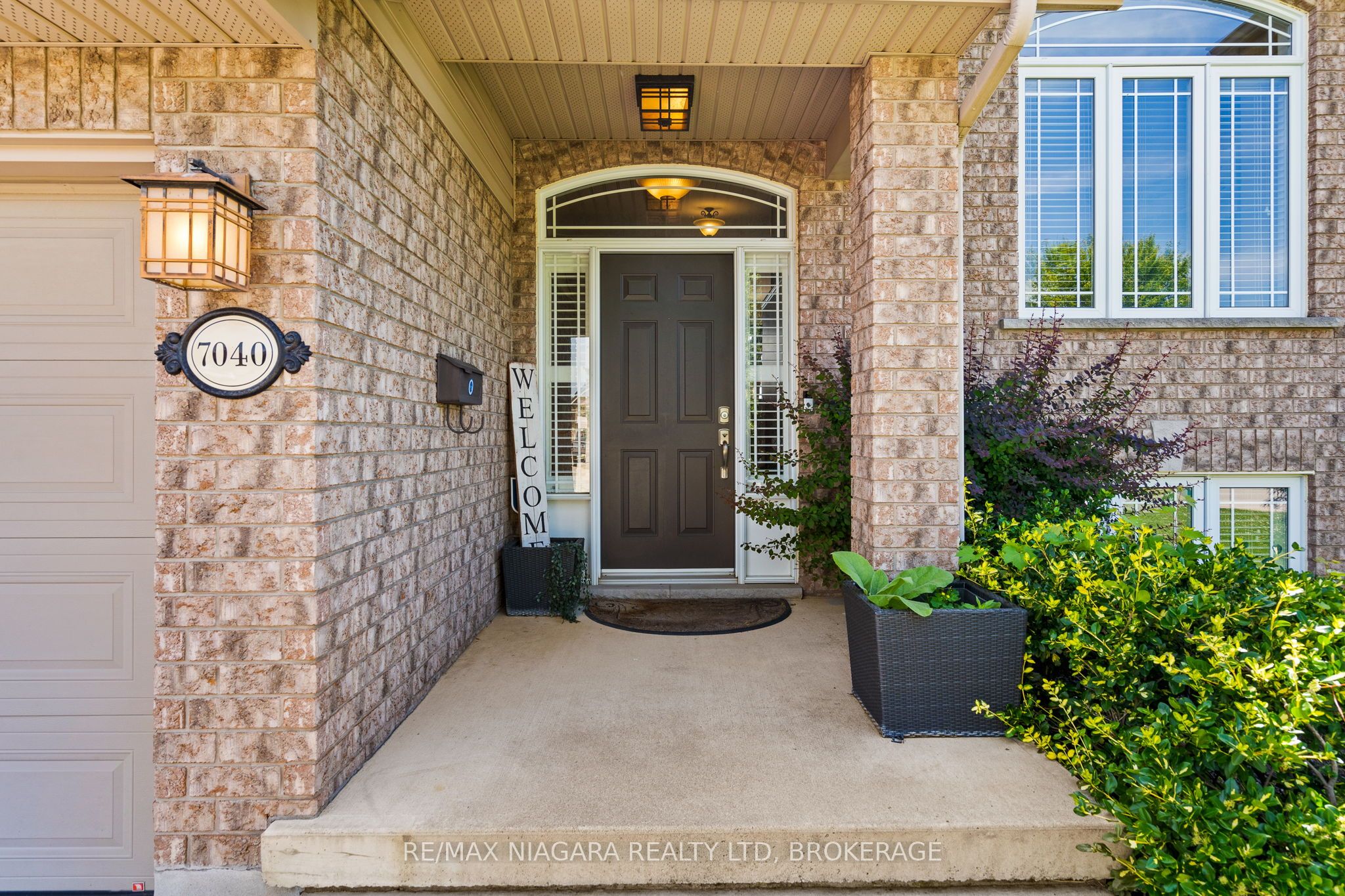 7040 St Michael Avenue, Niagara Falls, ON L2H 3N9 photo 4