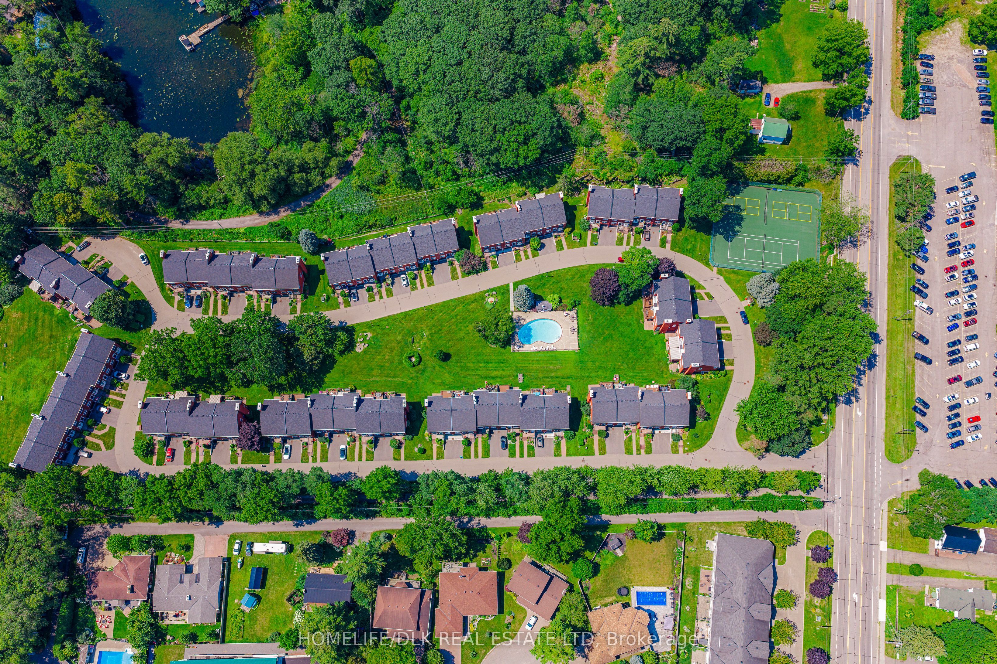 18 Country Club Place, Brockville, ON K6V 6T7 photo 5