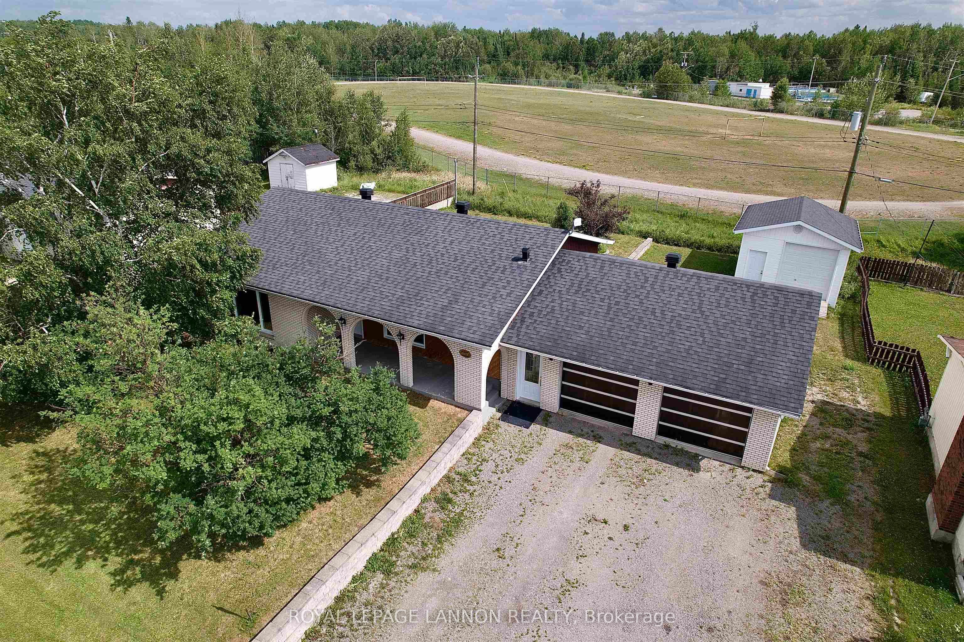 111 Woodcrest Drive, Greenstone, ON P0T 1M0