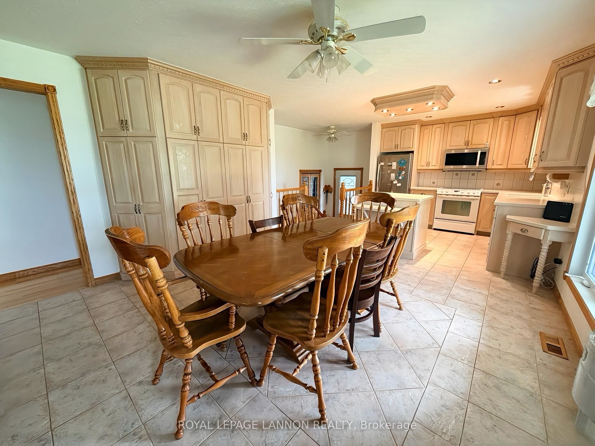 111 Woodcrest Drive, Greenstone, ON P0T 1M0 photo 3