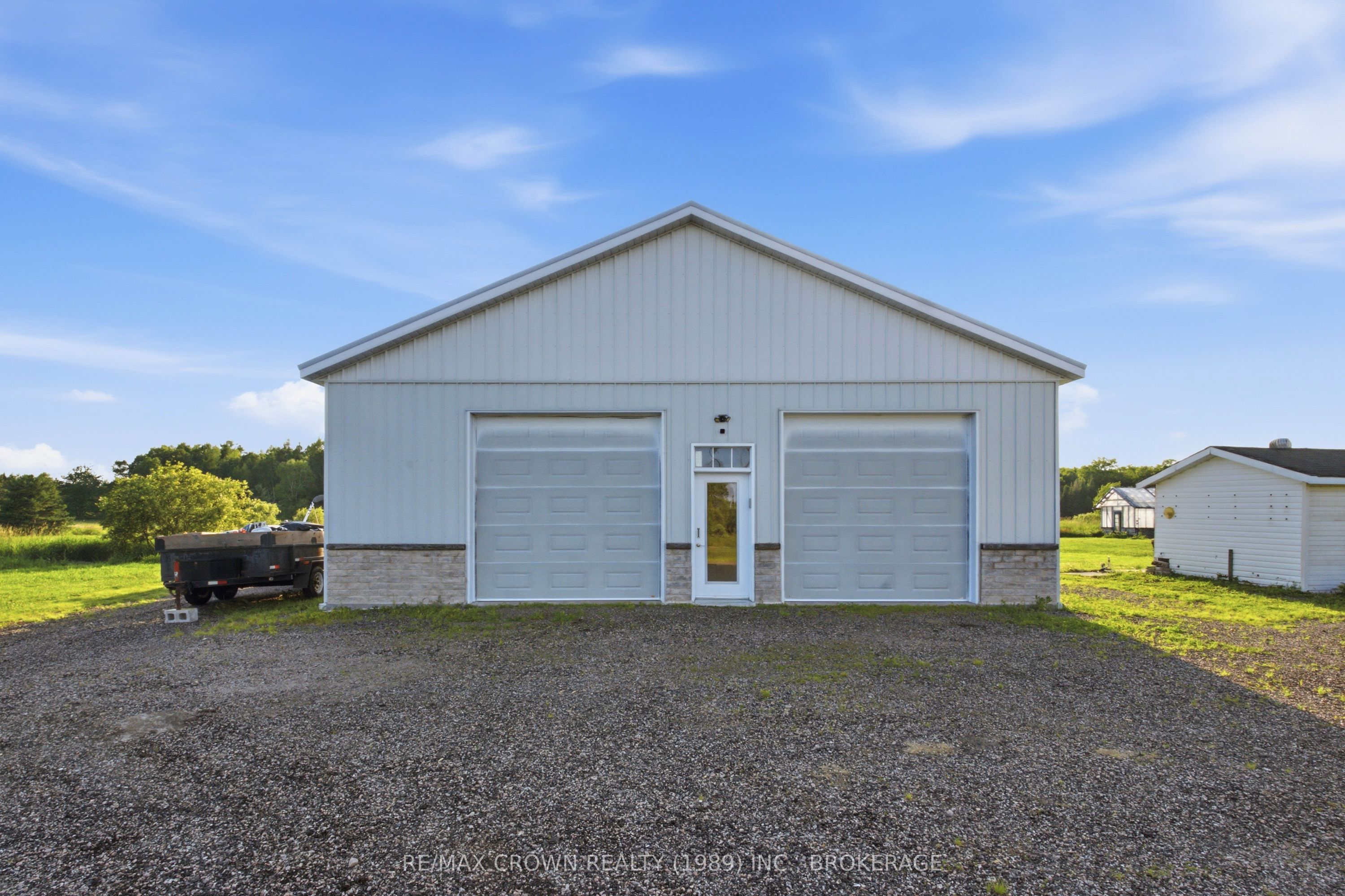 949 535 Highway, French River, ON P0M 2N0 photo 2