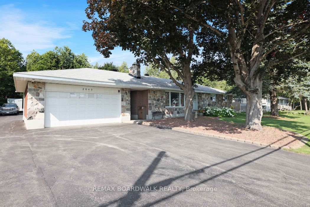 2043 Carp Road, Carp - Huntley Ward, ON K0A 1L0