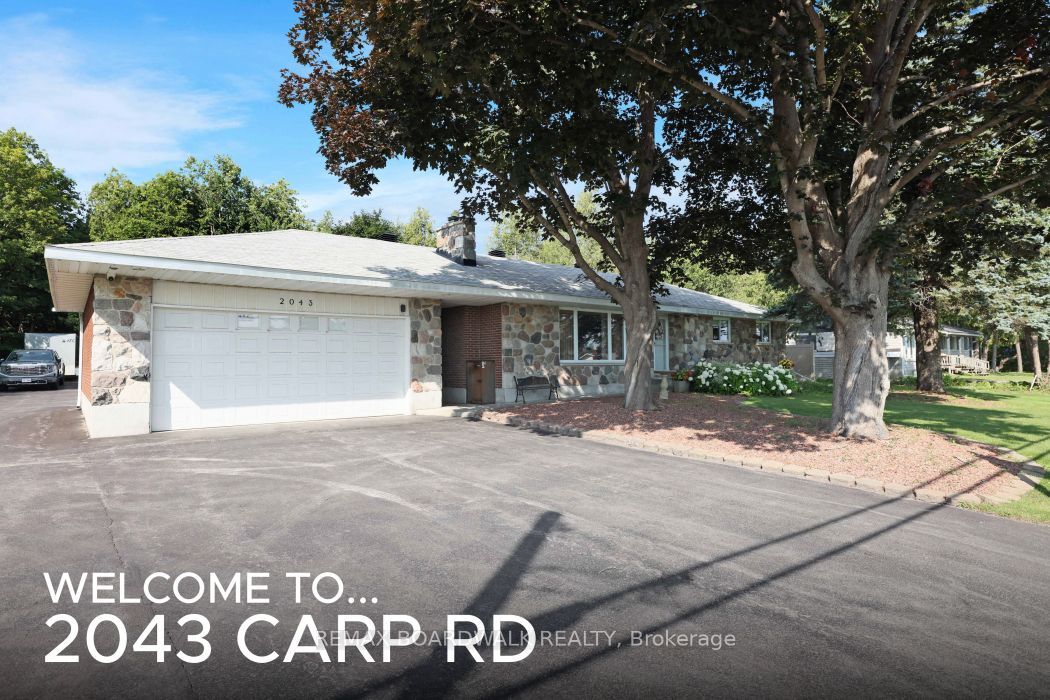 2043 Carp Road, Carp - Huntley Ward, ON K0A 1L0 photo 2