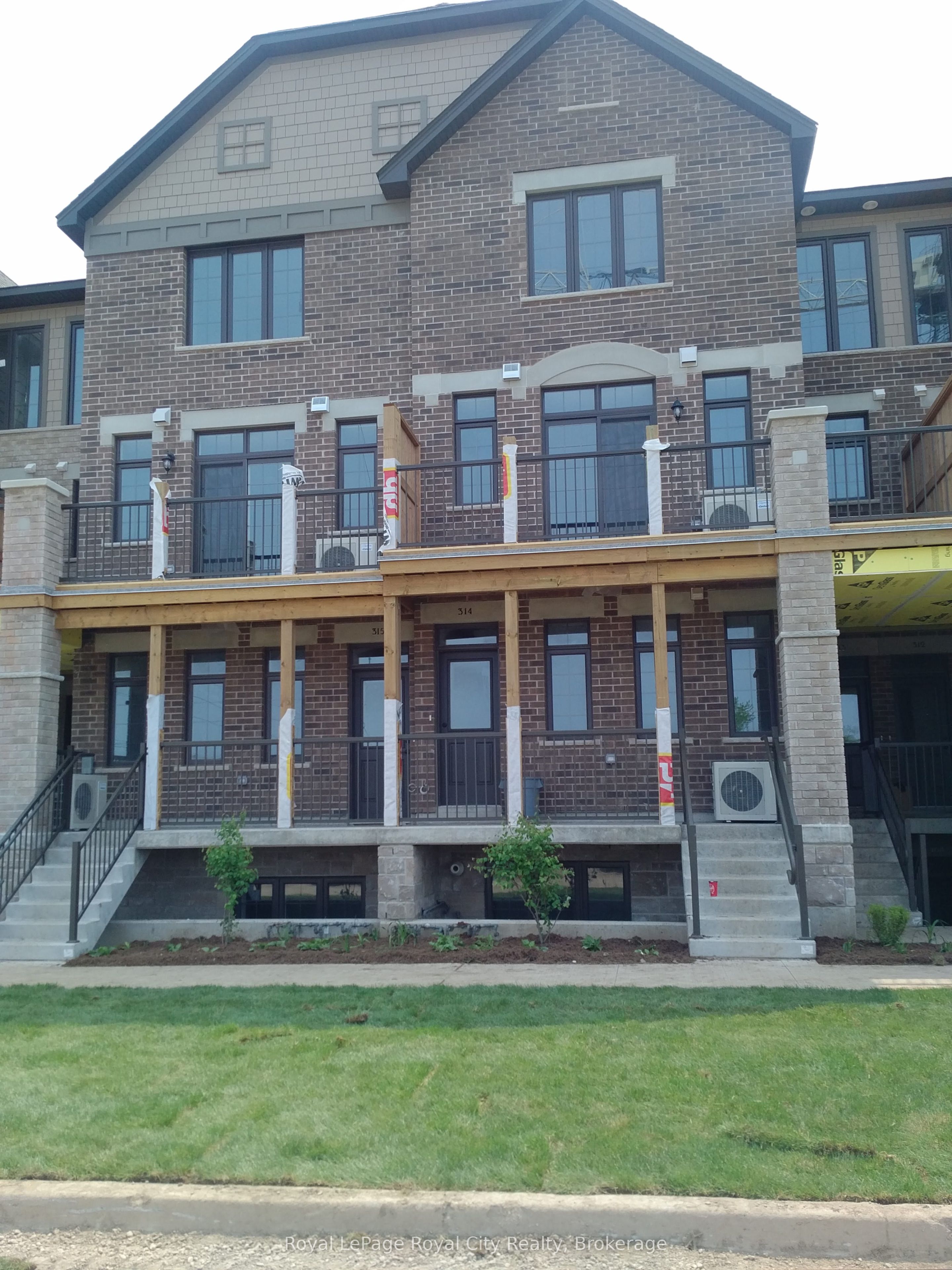 333 Gosling Gardens 207, Guelph, ON N1L 0P8