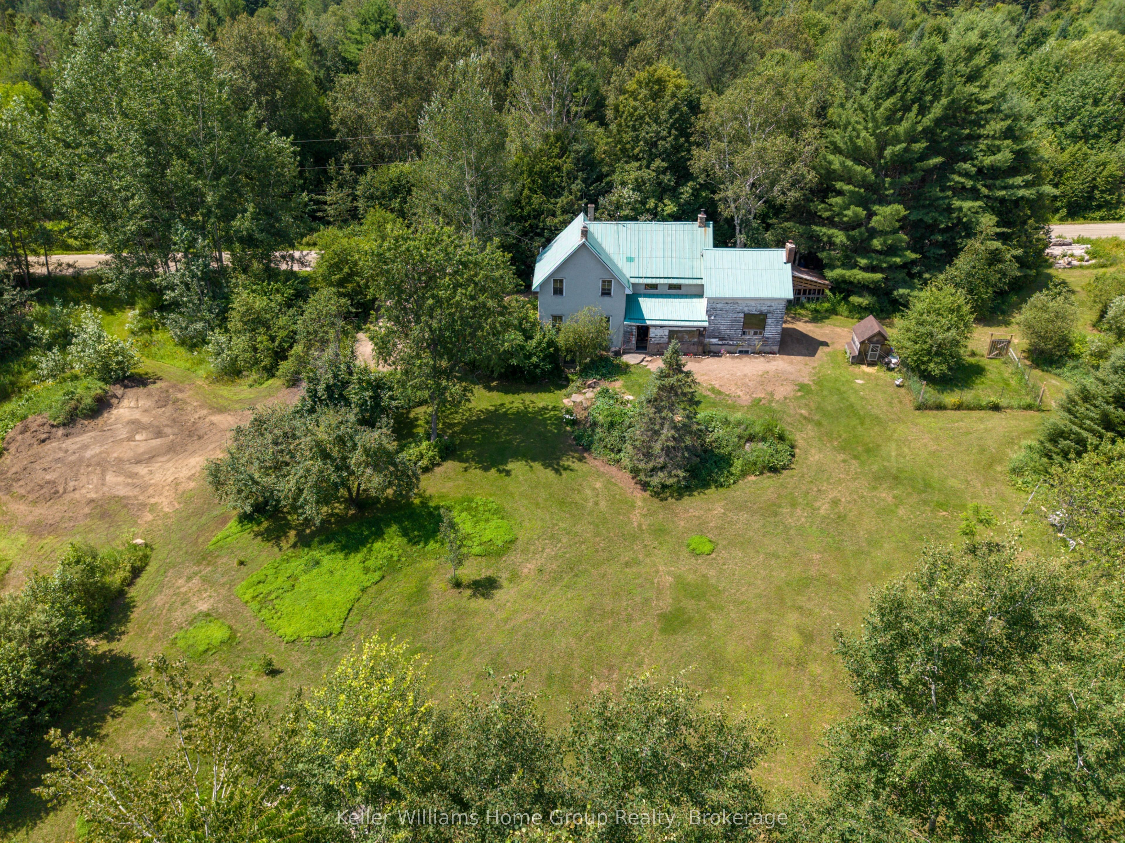 1794 East Road Loop, Hastings Highlands, ON K0L 2S0