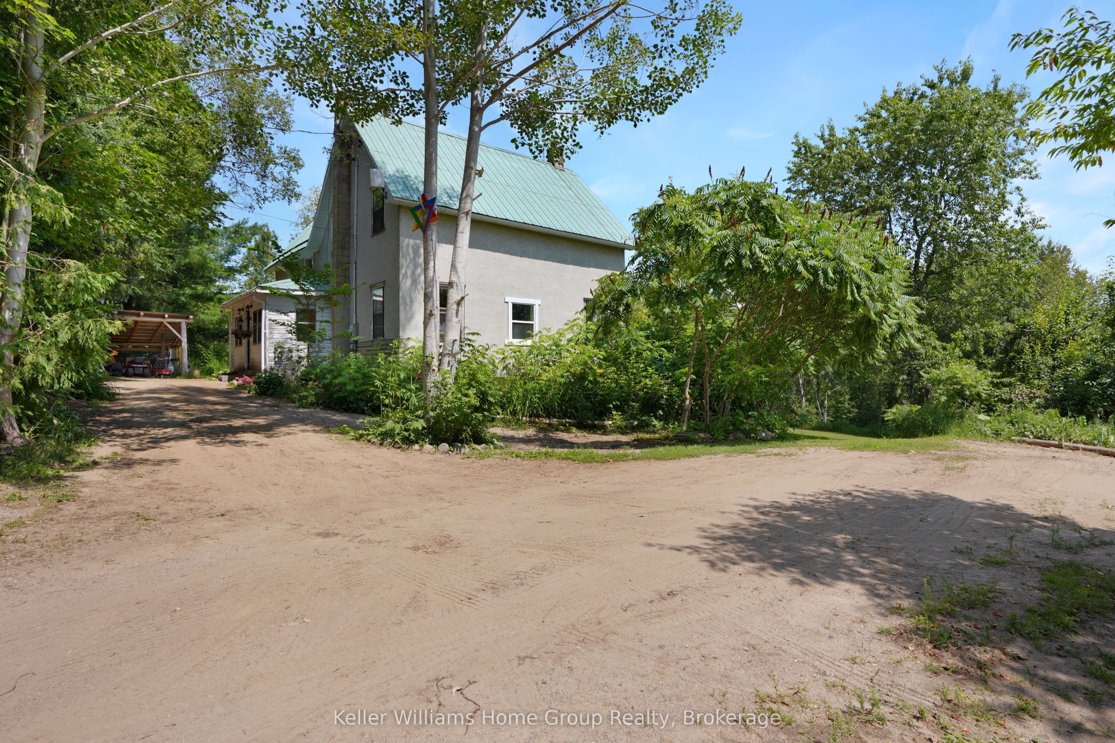1794 East Road Loop, Hastings Highlands, ON K0L 2S0 photo 3