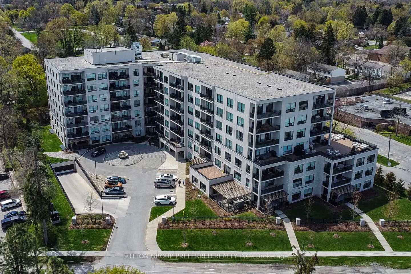 1200 Commissioners Road W 514, London South, ON N6K 1C7