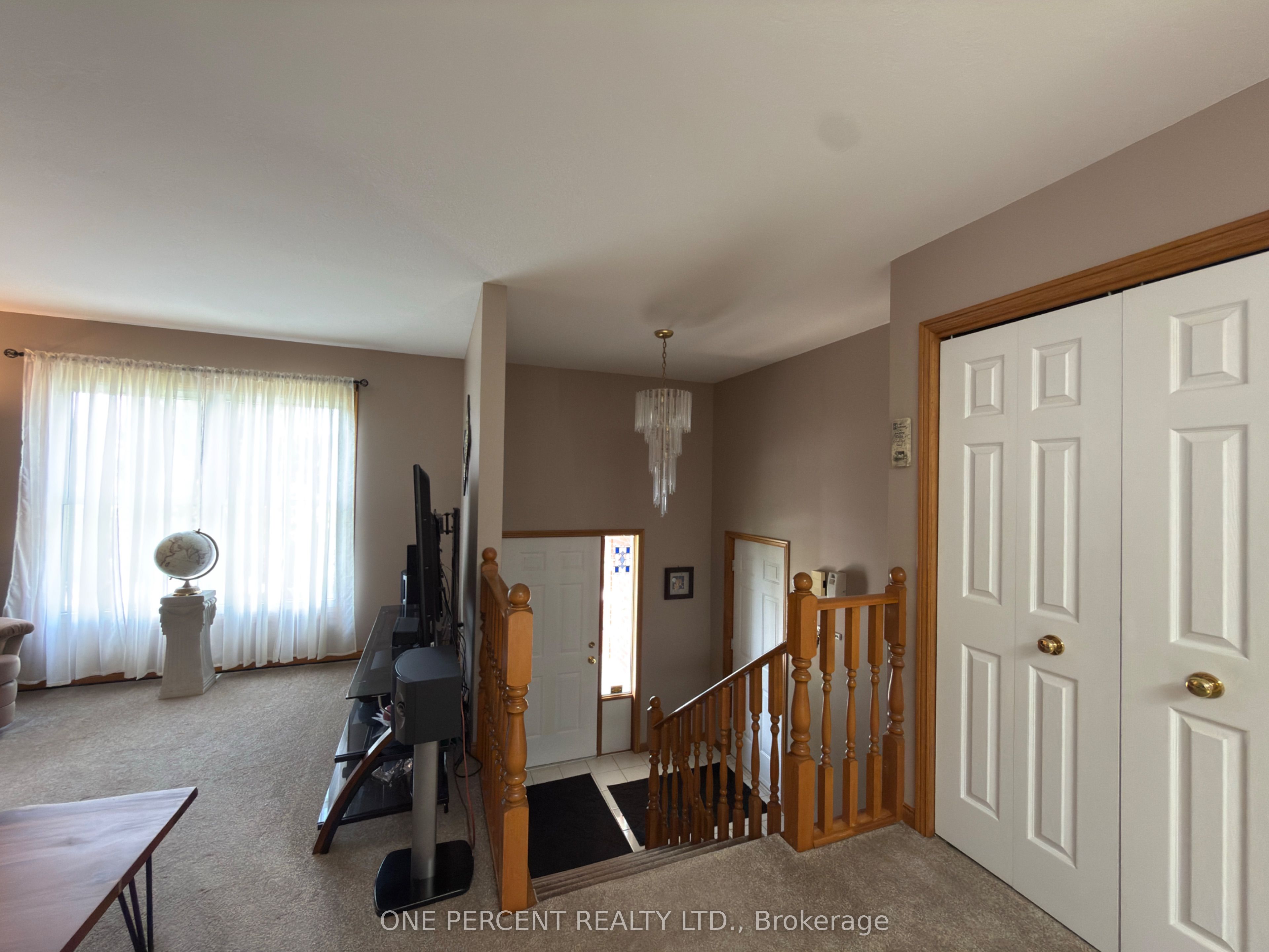 7476 Monastery Drive, Niagara Falls, ON L2H 3A7 photo 4