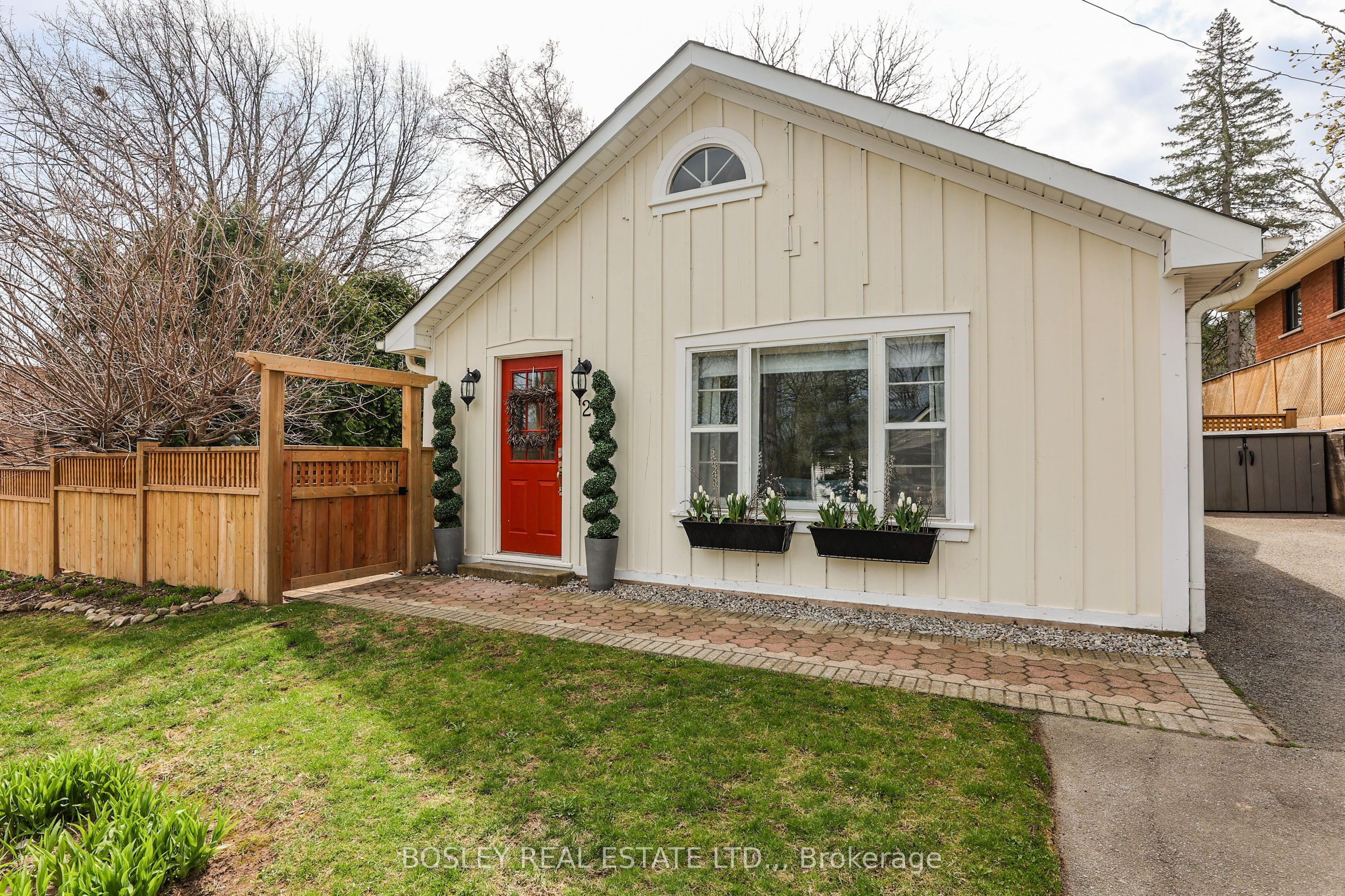 29 Dumfries Street, Niagara-on-the-Lake, ON L0S 1L0