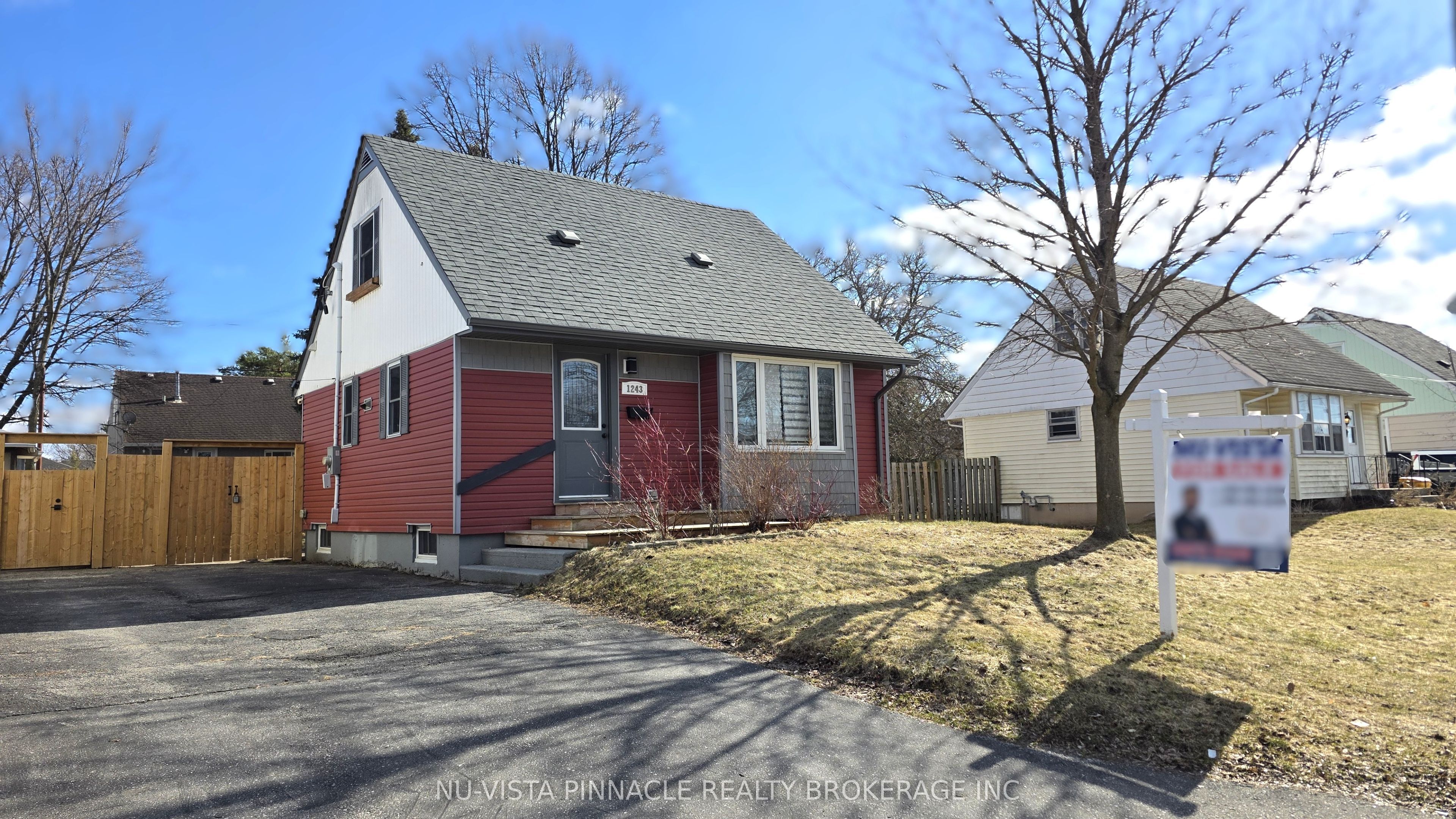 1243 Landor Street, London East, ON N5Y 3W2 photo 3