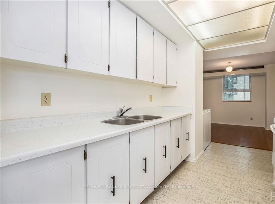 555 BRITTANY Drive 510, Manor Park - Cardinal Glen and Area, ON K1K 4C5 photo 4